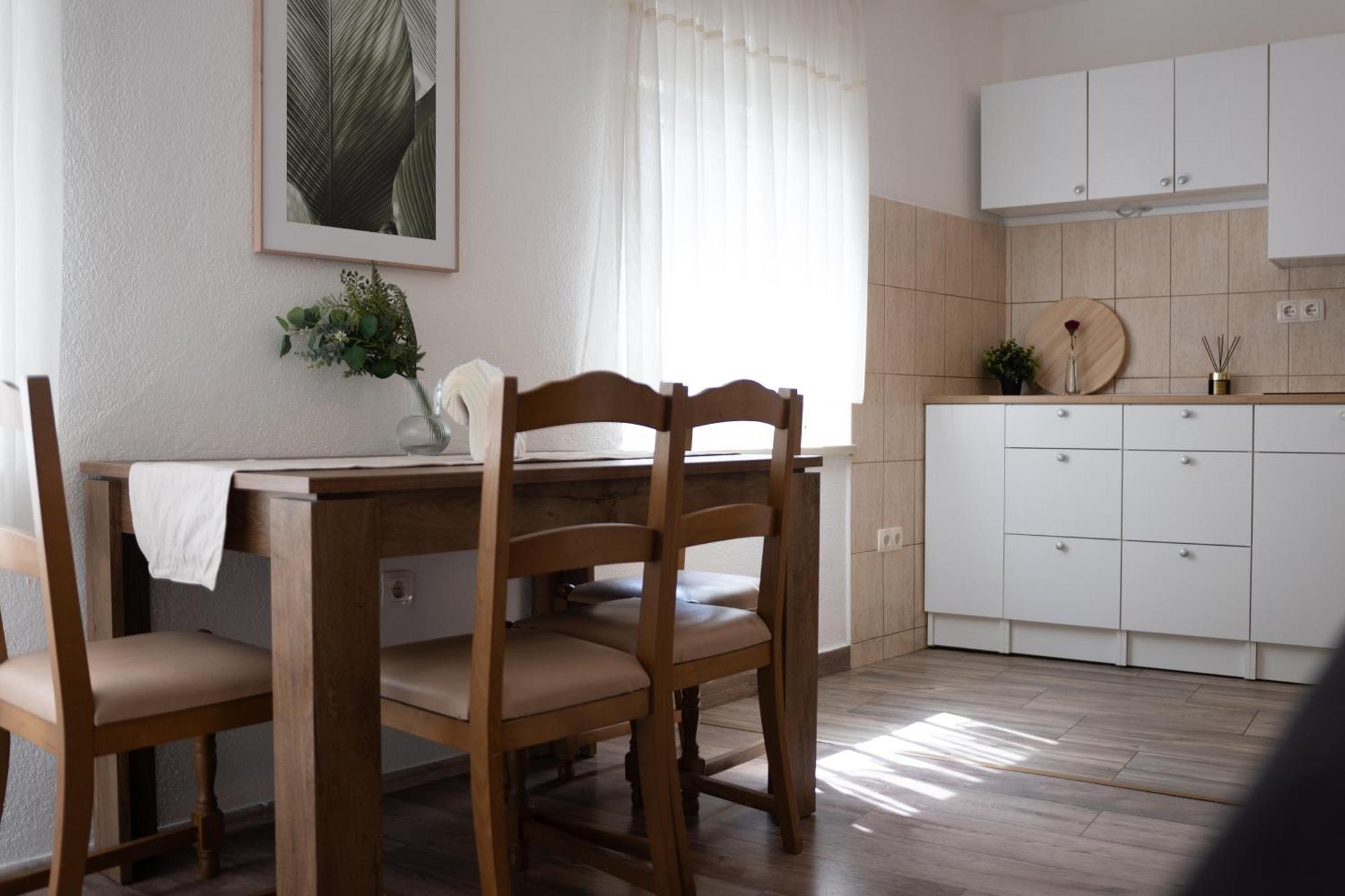 Apartments & Rooms Toni