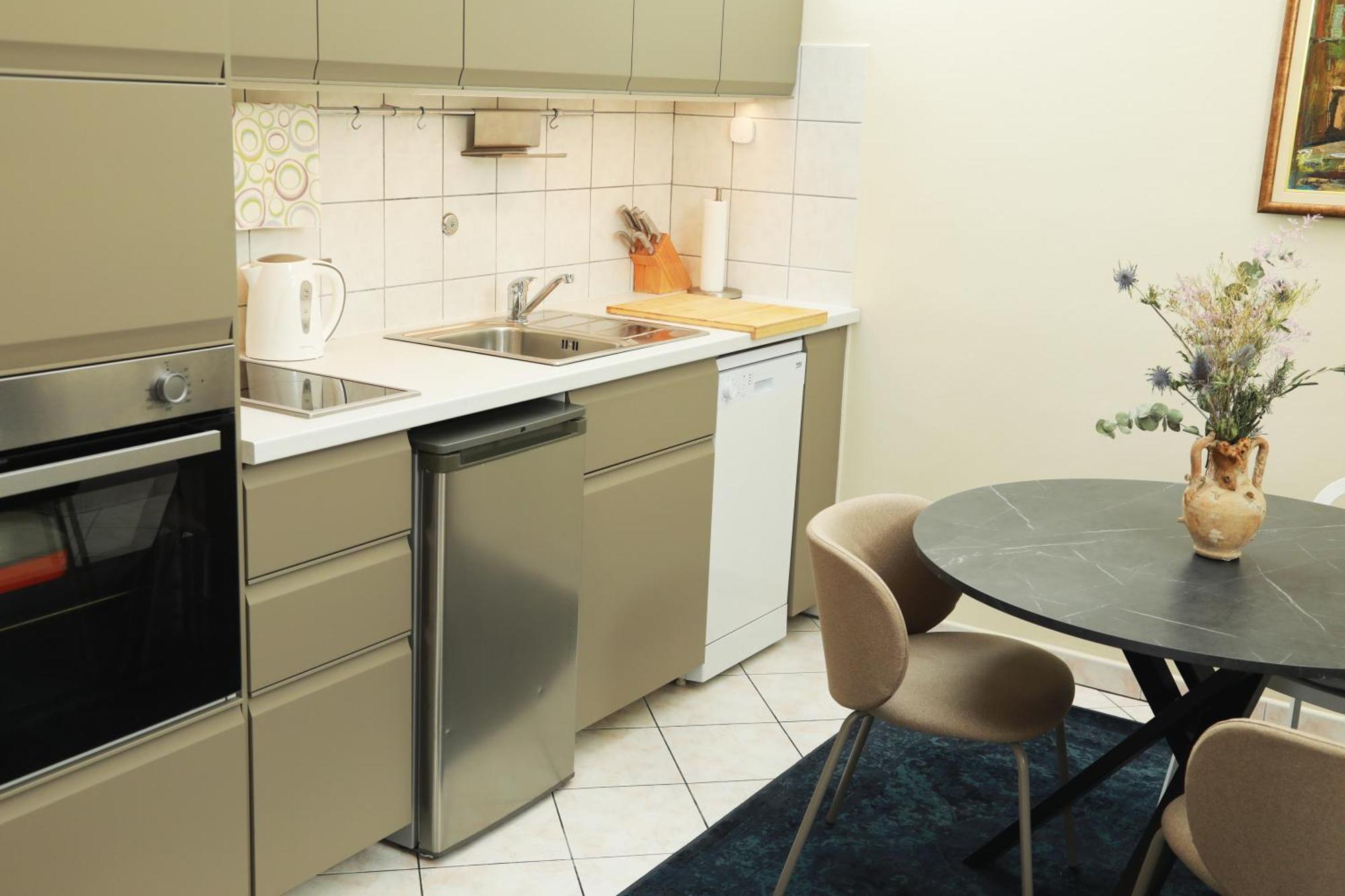 Marmont Apartment *