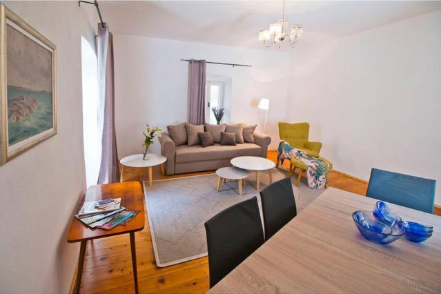 Apartment Peristil Loft *