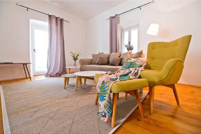 Peristil Loft Apartment