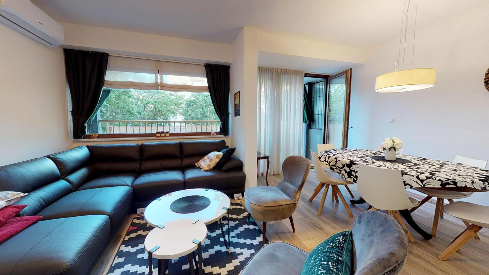 17 Ljubav Place Apartment Split