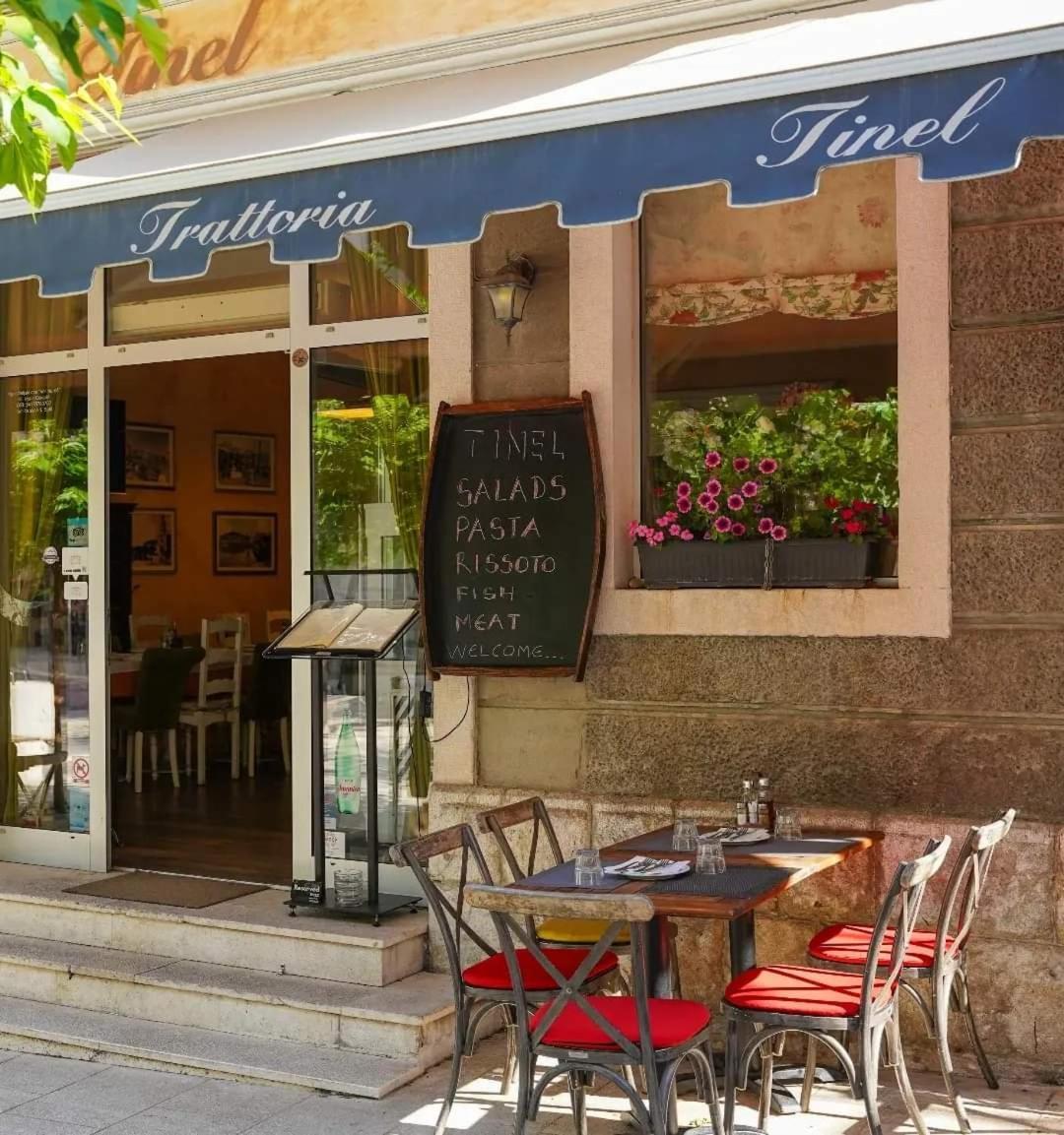 Lamenta Gostinjska kuća 3*