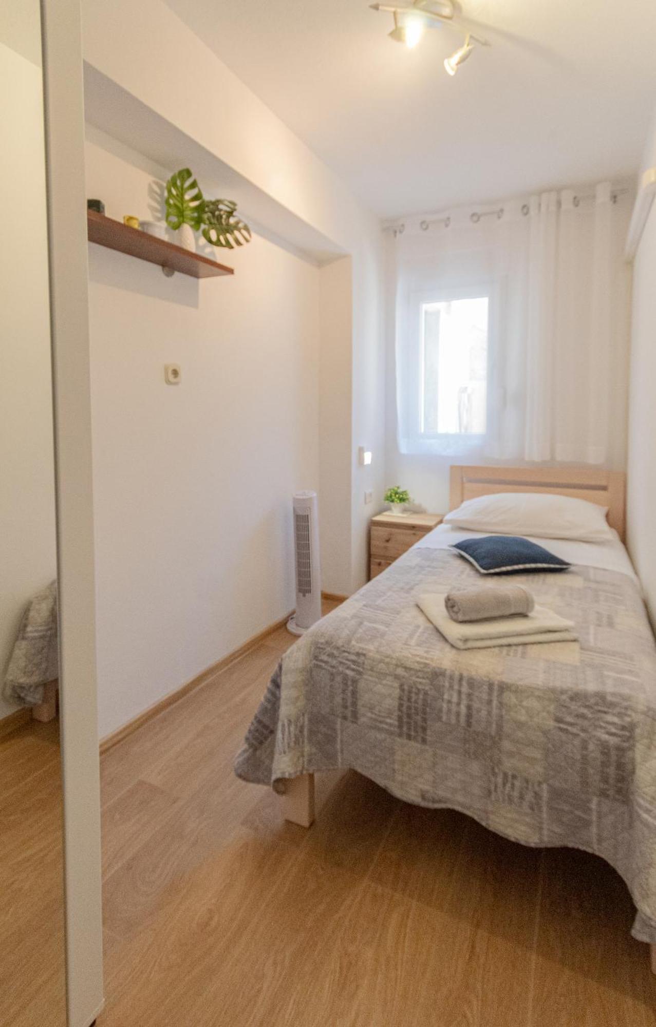 Apartment Marjan Hill 3-br Apt,5 Guests Private Garden Near