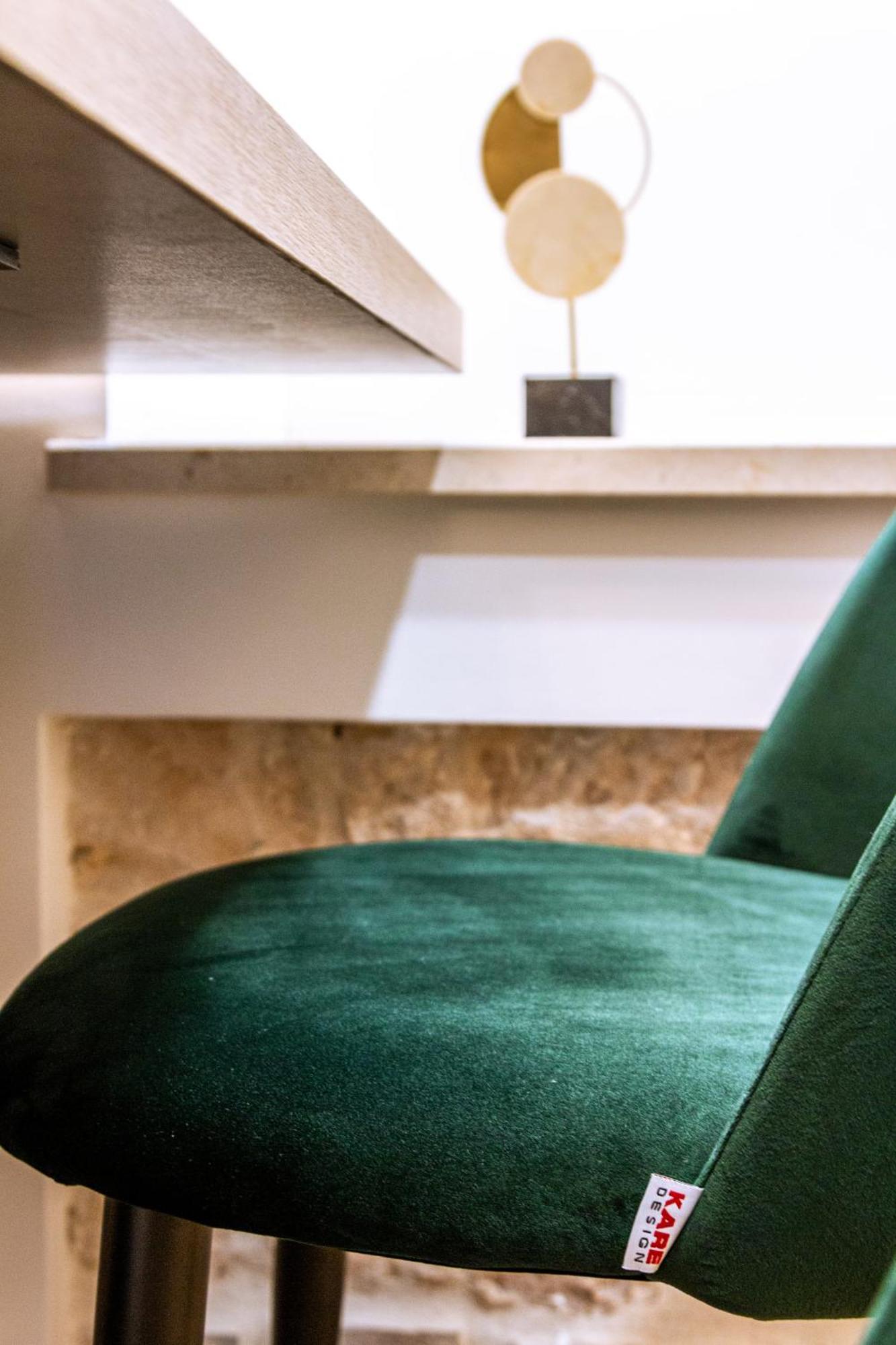 Luxury 2 Bedroom-2 Bathroom & App With Rooftop Terrace