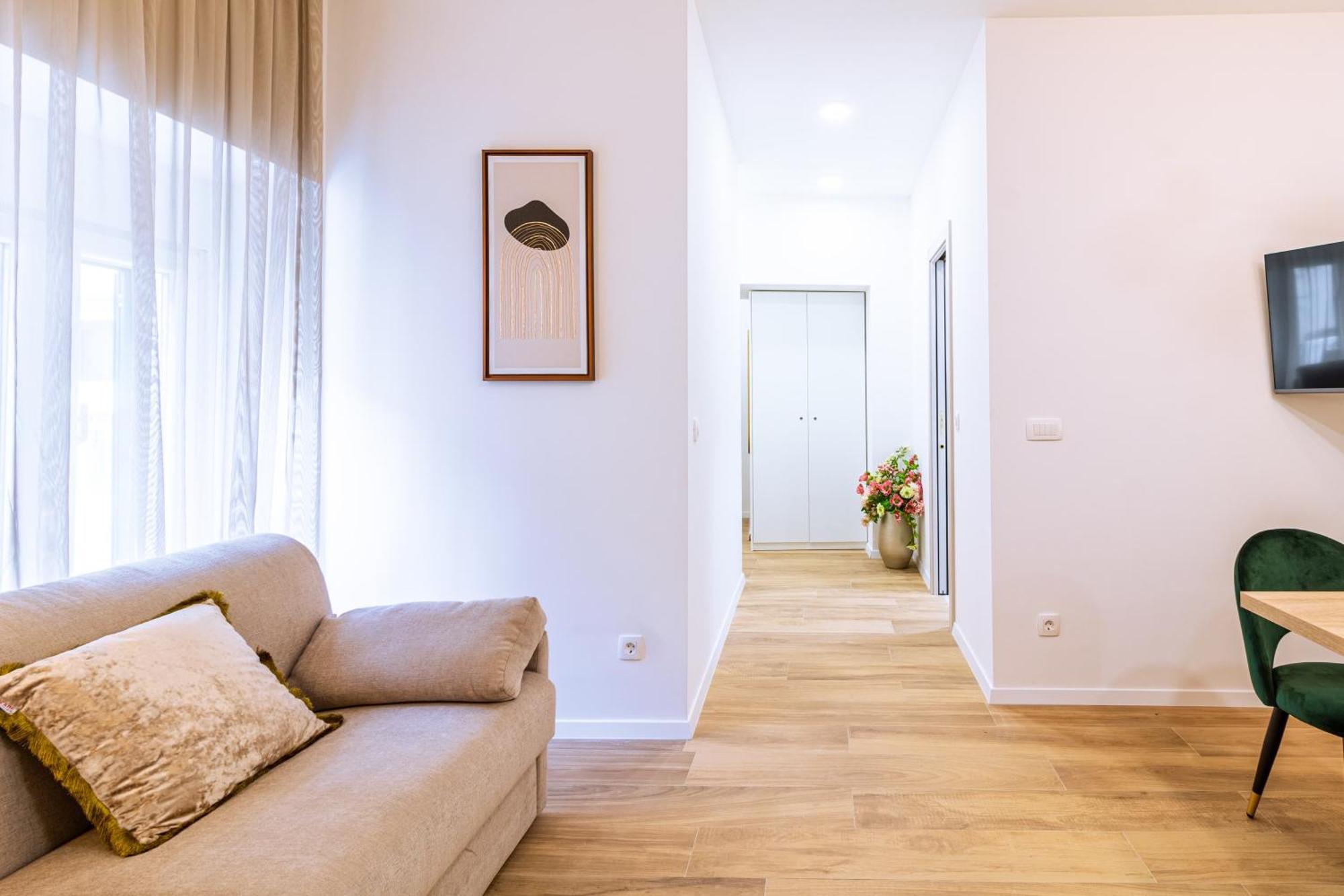 Luxury 2 Bedroom-2 Bathroom & App With Rooftop Terrace