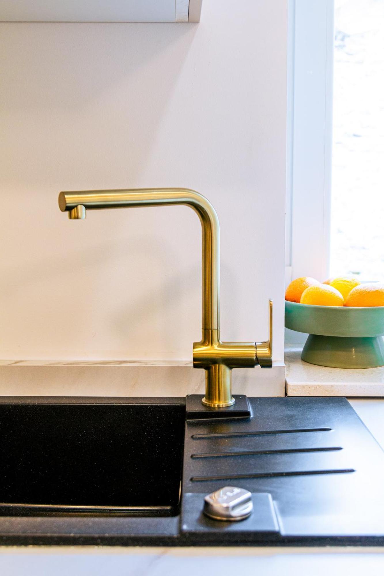 Luxury 2 Bedroom-2 Bathroom & App With Rooftop Terrace Split