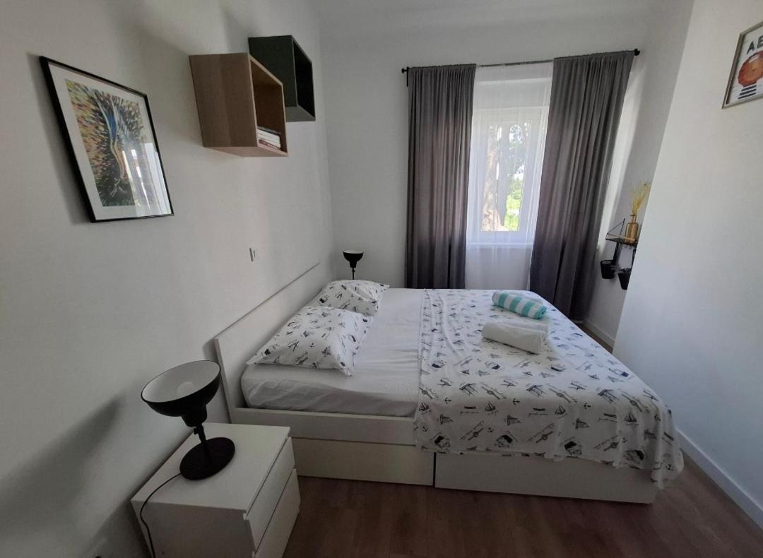 Apartman Beautiful Sol-2 For Two With Balcony