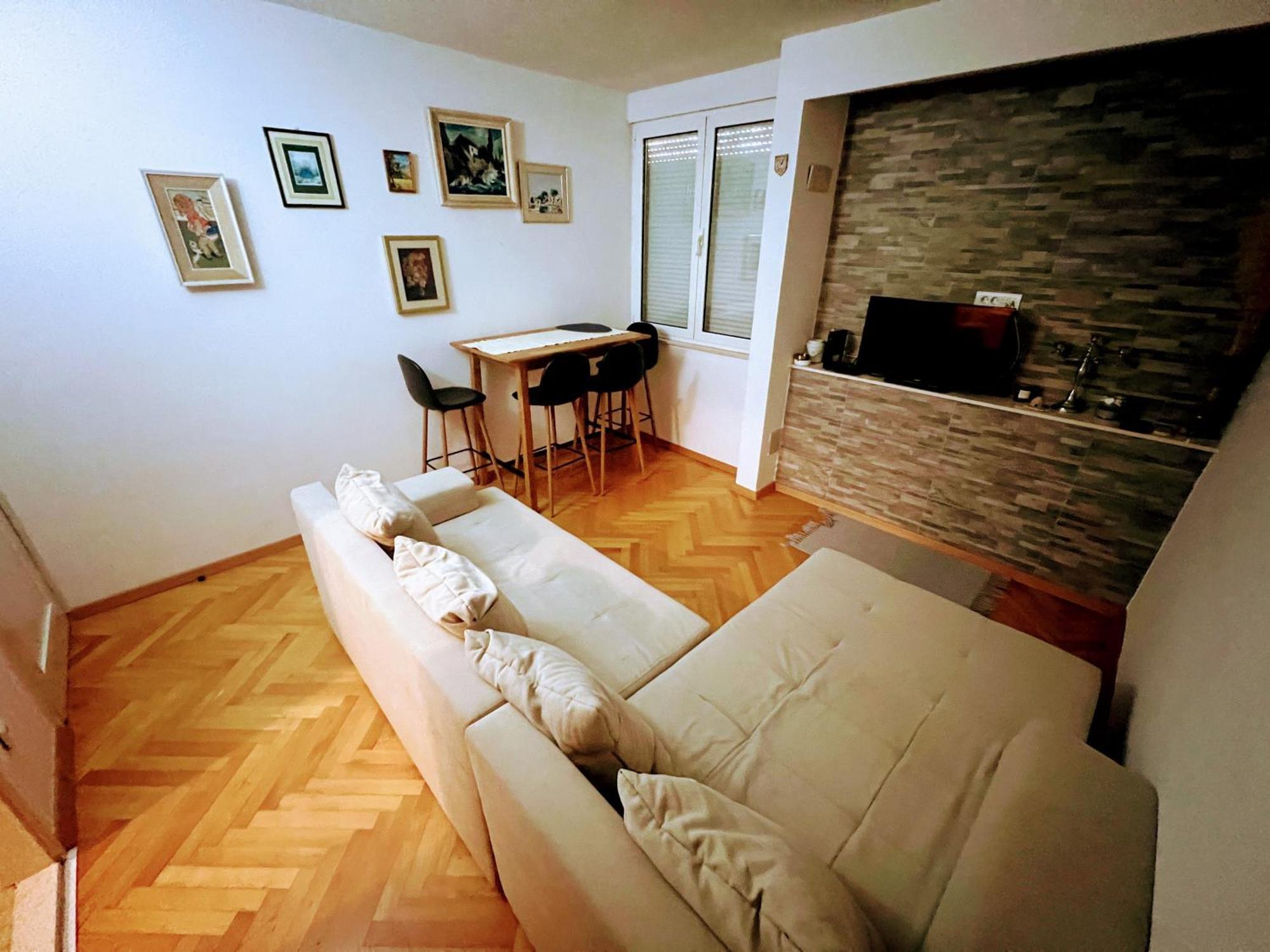 Apartment Monsignor *