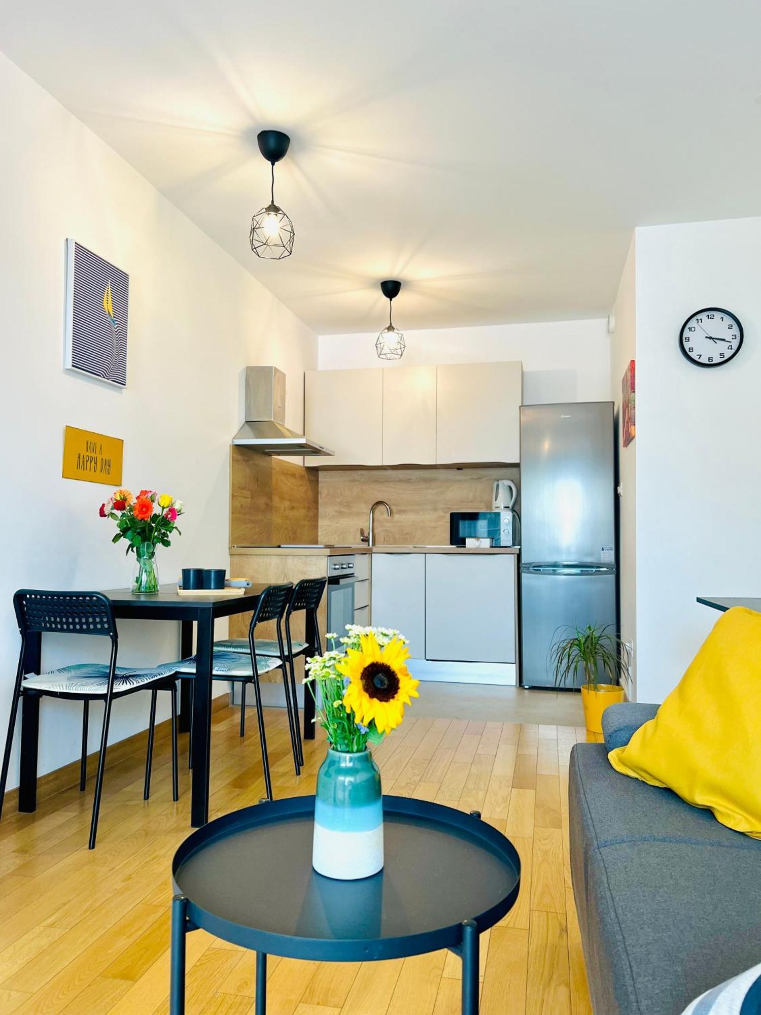 Almond 1 - Free Parking Apartment