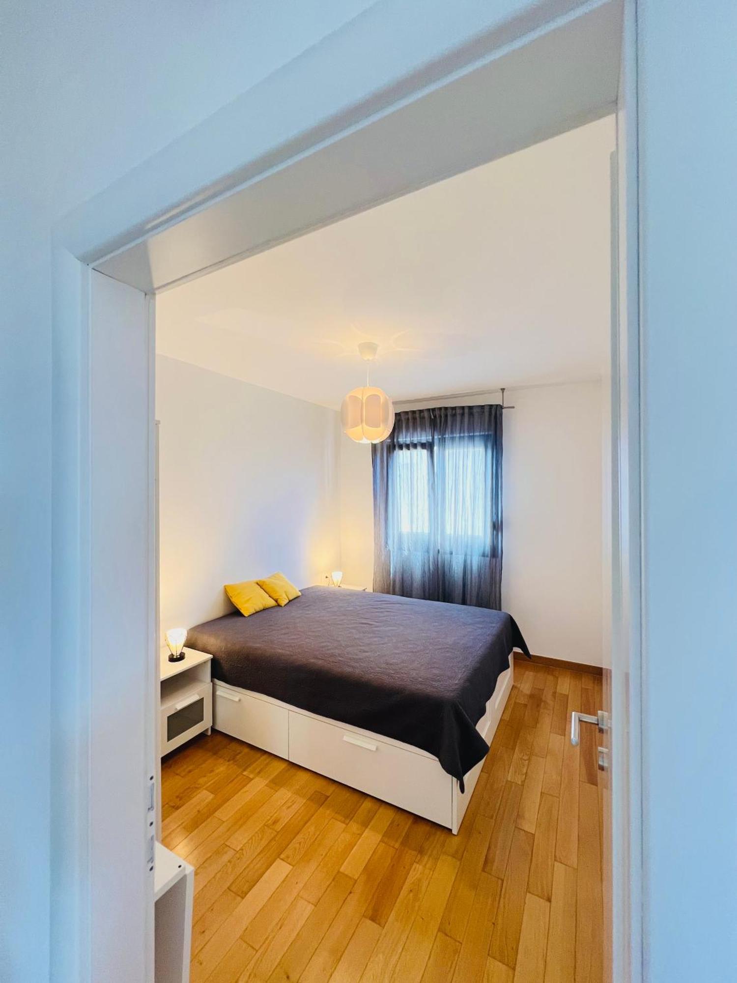 Almond 2 - Free Parking * Split