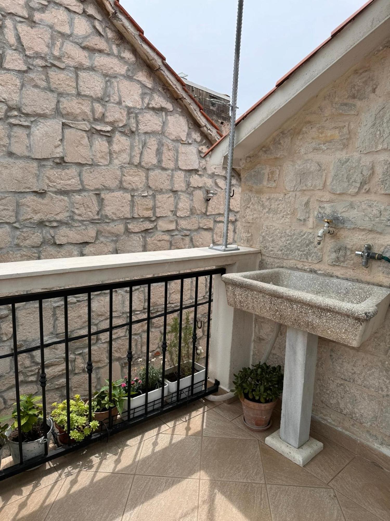 Tara Villa *