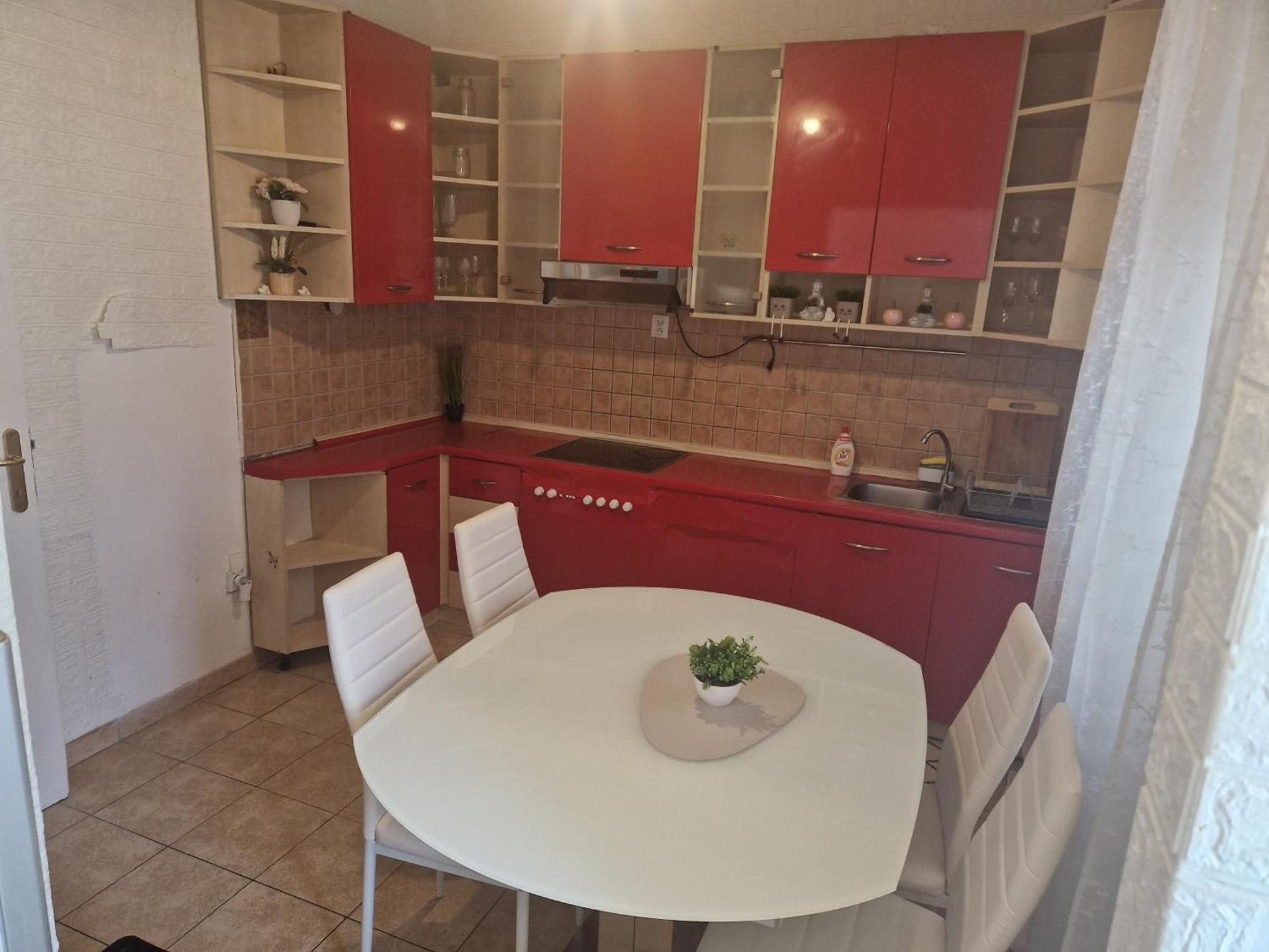 Homestay Deluxe Splatin *