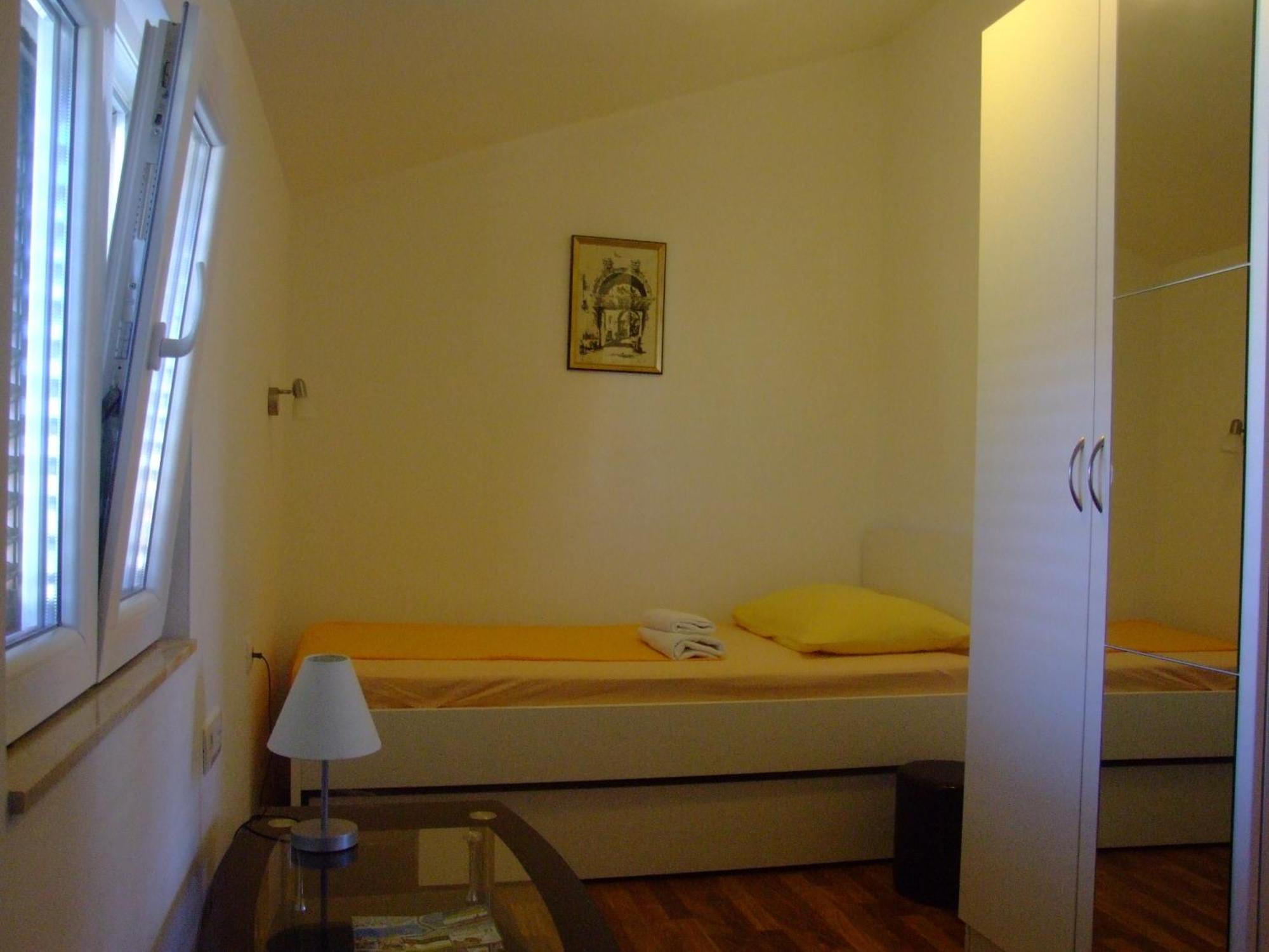 Pro Patria Apartman *