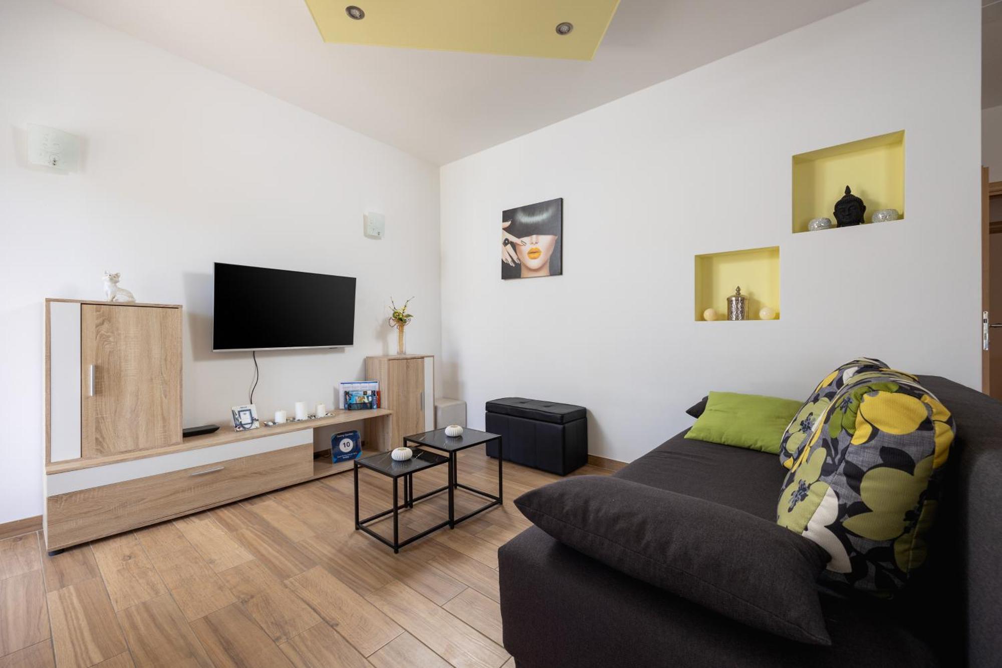 Sunny Garden Apartment Split