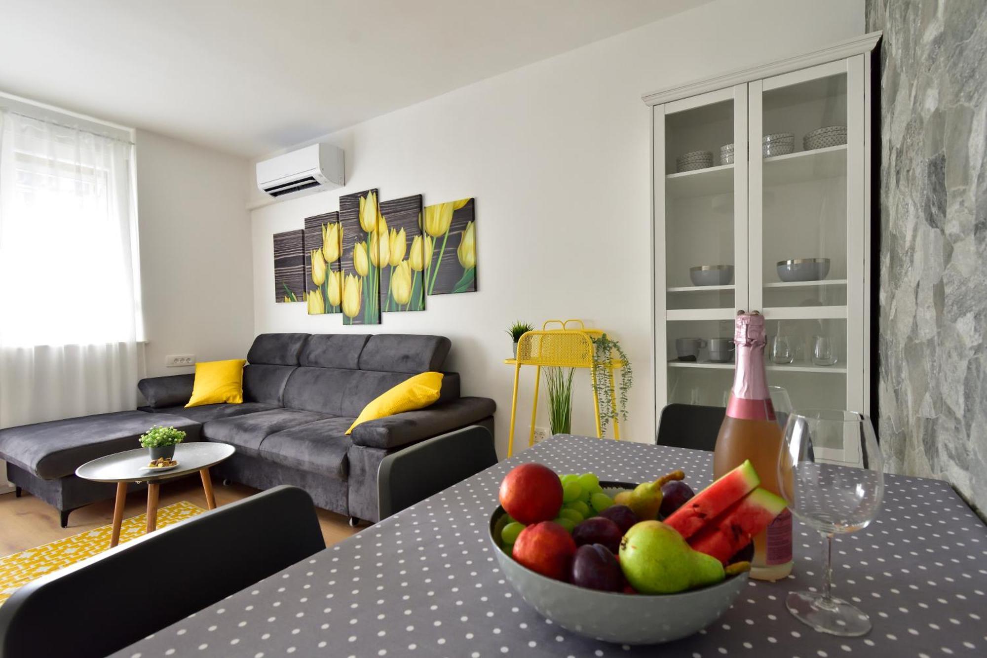 Buri Apartment *