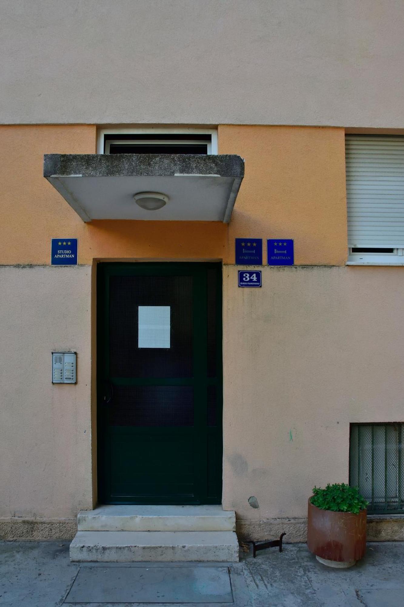Apartment Buri *