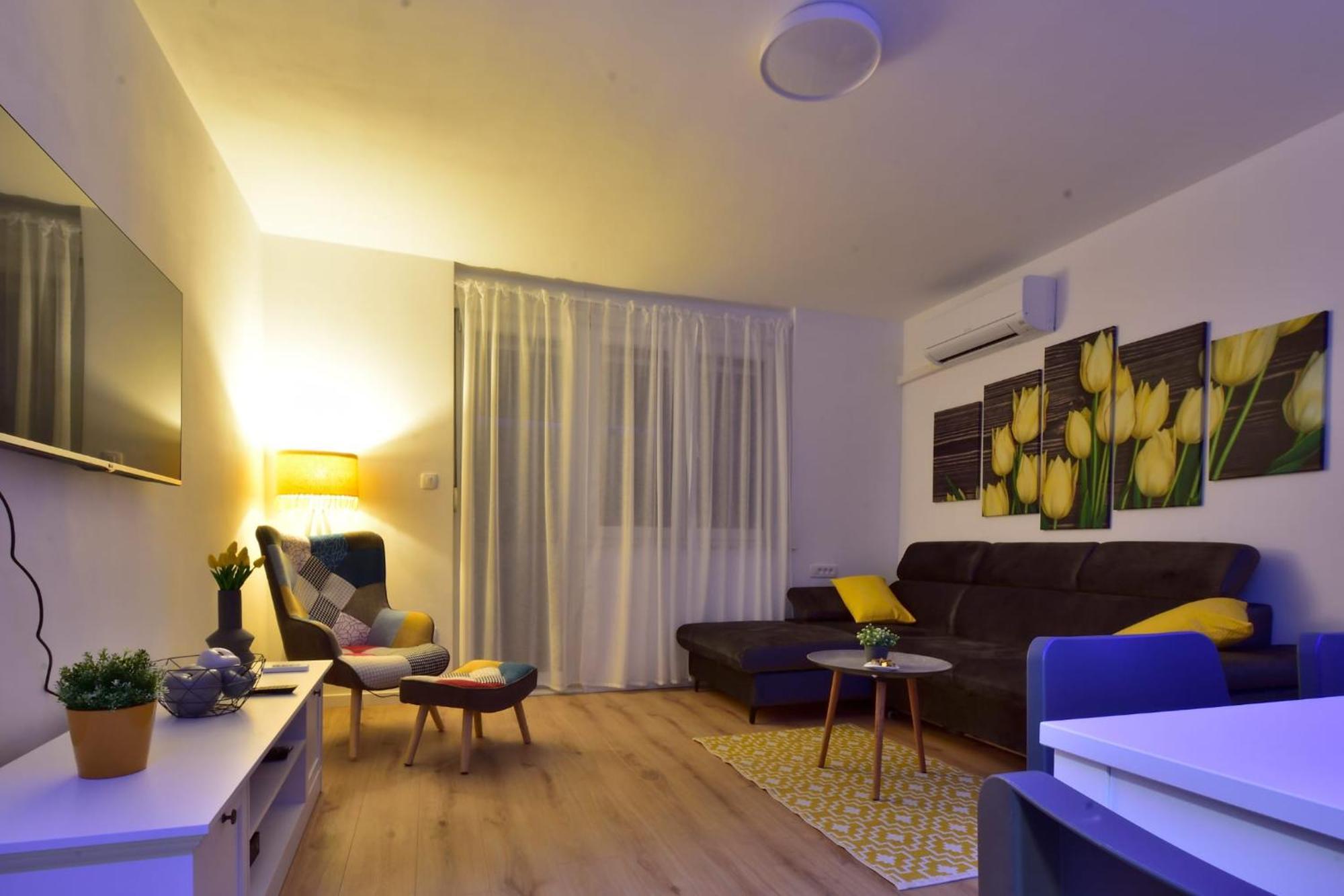 Apartment Buri *