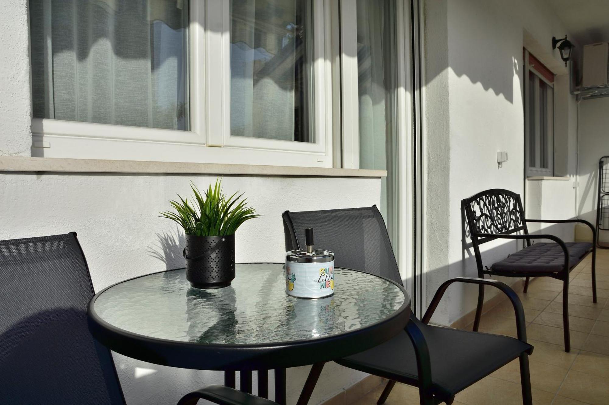 Apartment Buri *