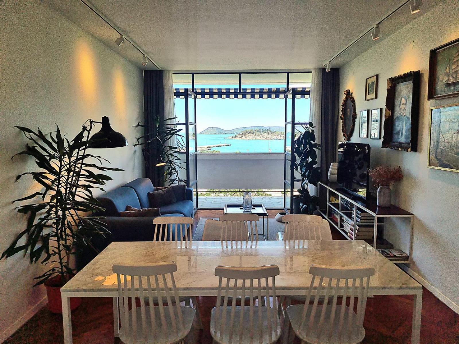 Bregos Superior - Unique Design 3-br - Unbelievable Panoramic View Of - Walking Distance From Unesco Palace And Bacvice - Free Parking - Buralux Apartment