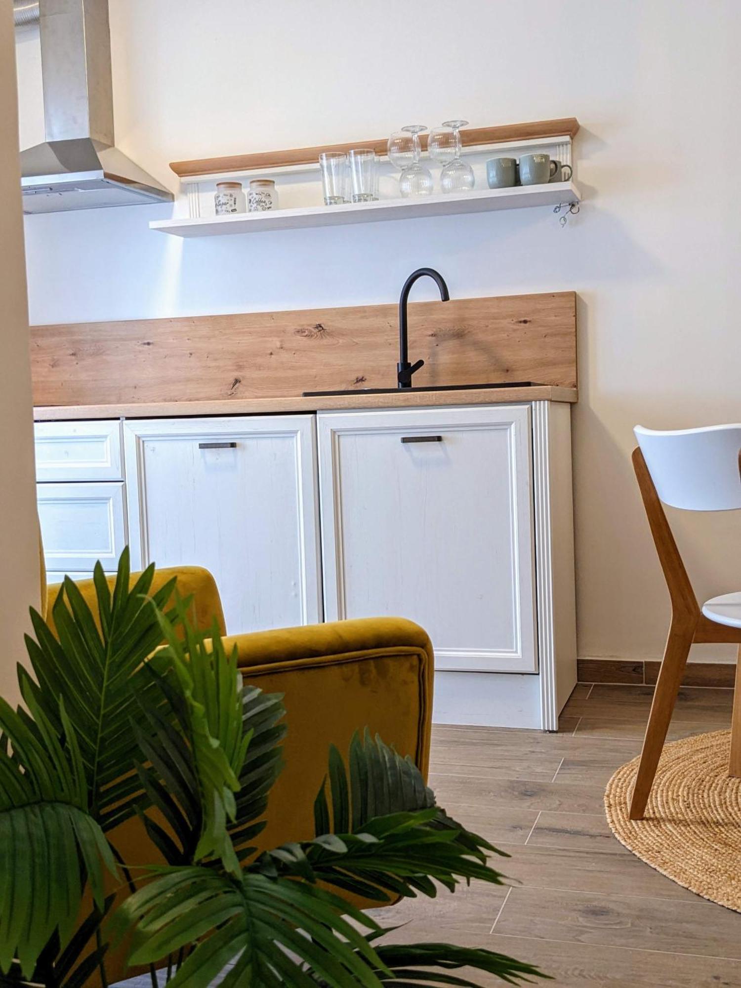 Gin & Tonic Apartman Split