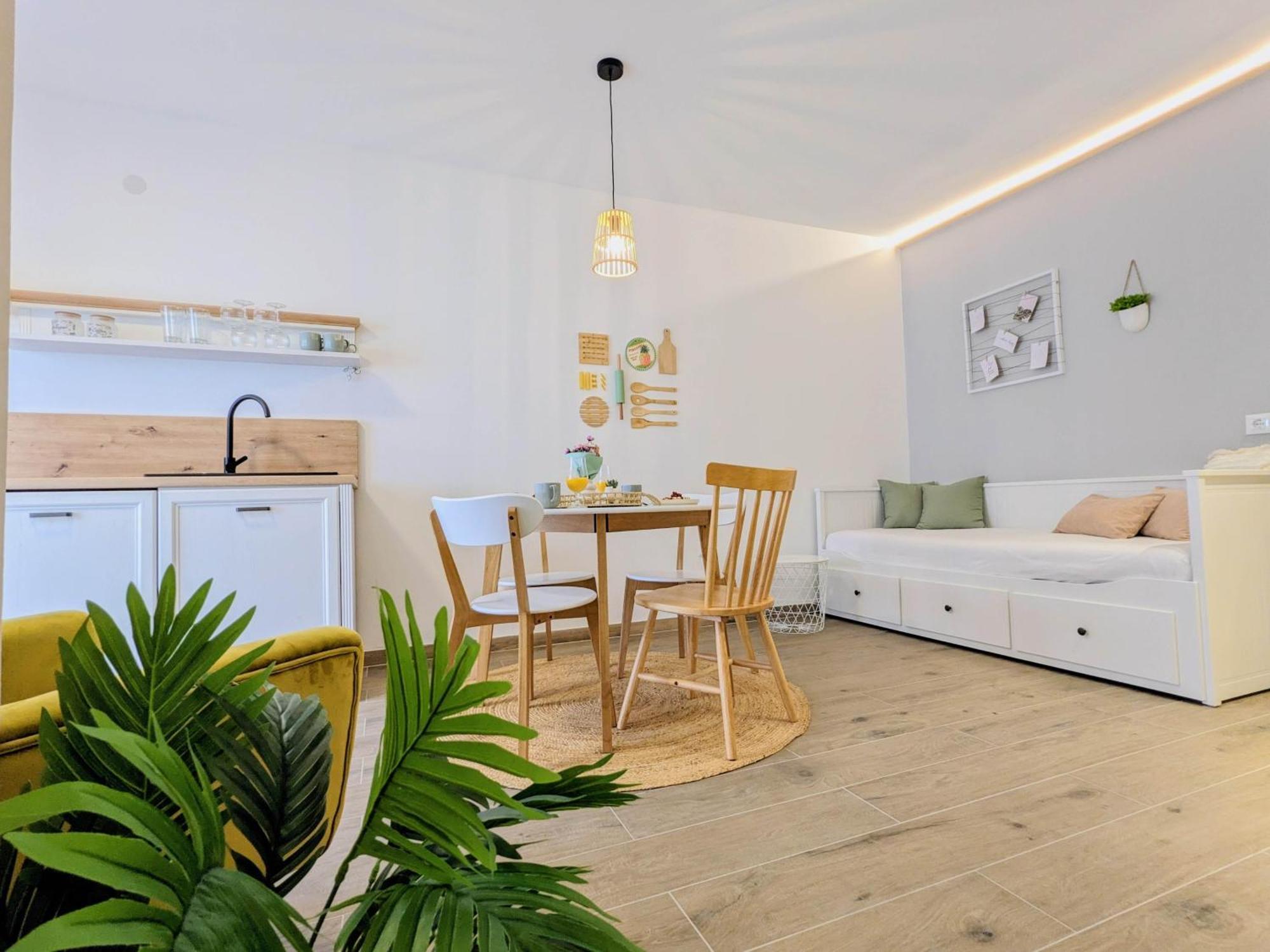 Apartman Gin & Tonic