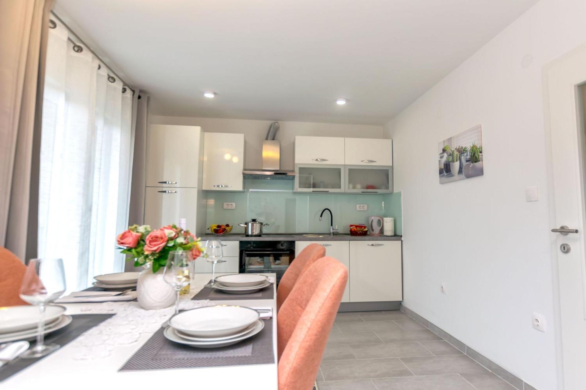 Kati Apartment