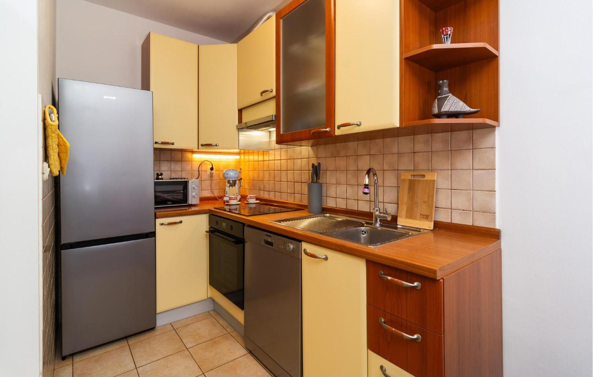 Apartment Beautiful In With Wifi