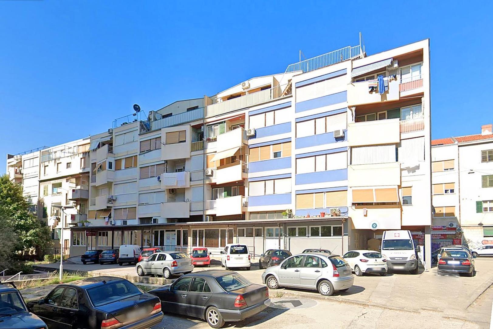 Apartment With Wifi - 23241