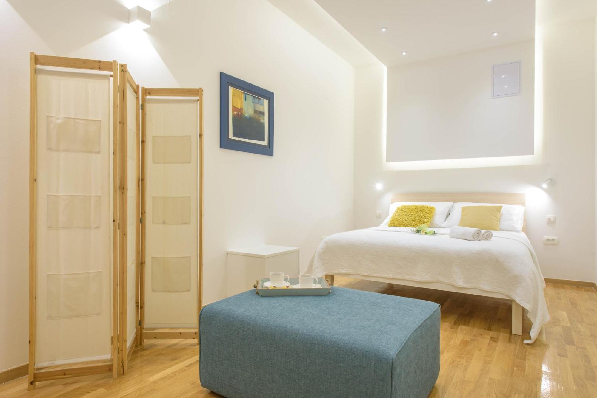 Apartment Deluxe Beach Renata Split