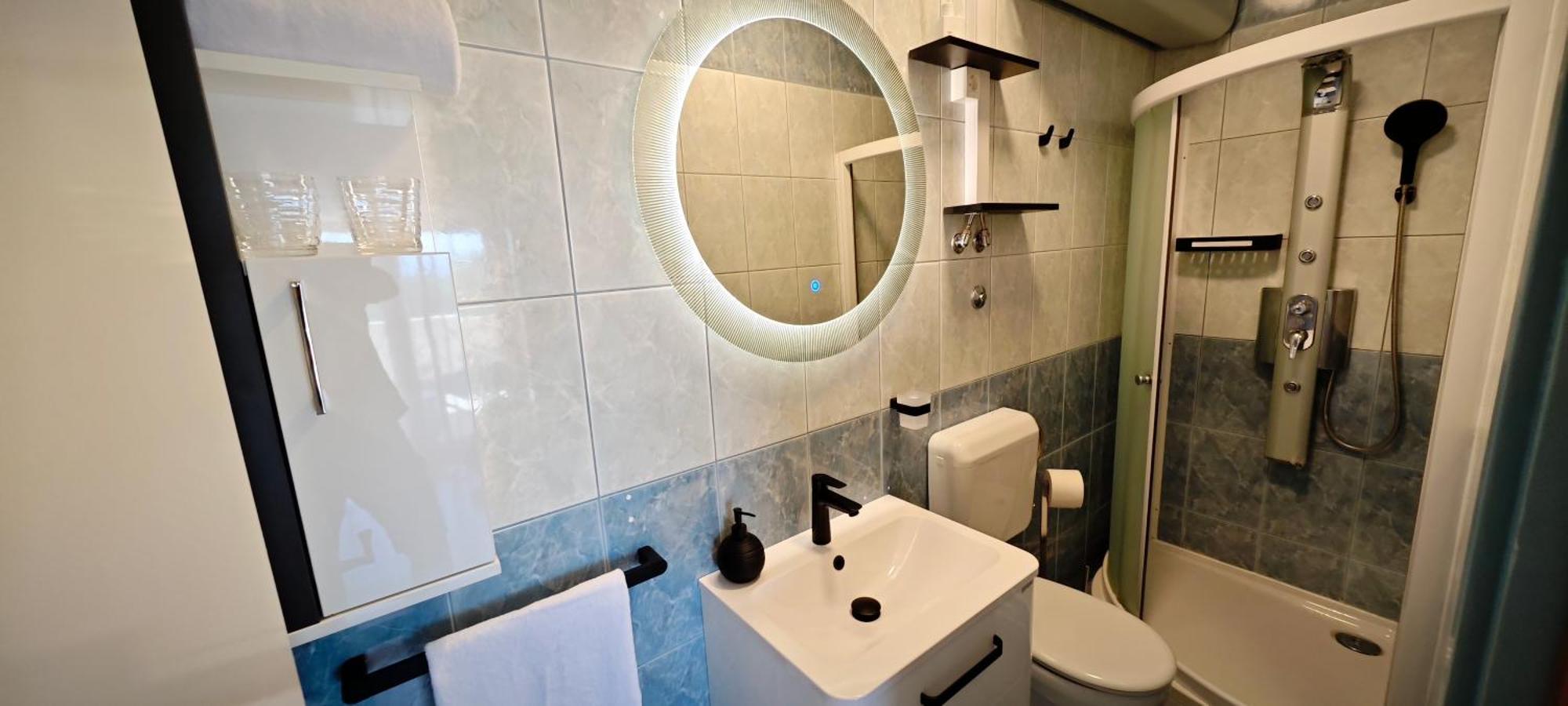 Guesthouse Rooms Split krevet i doručak