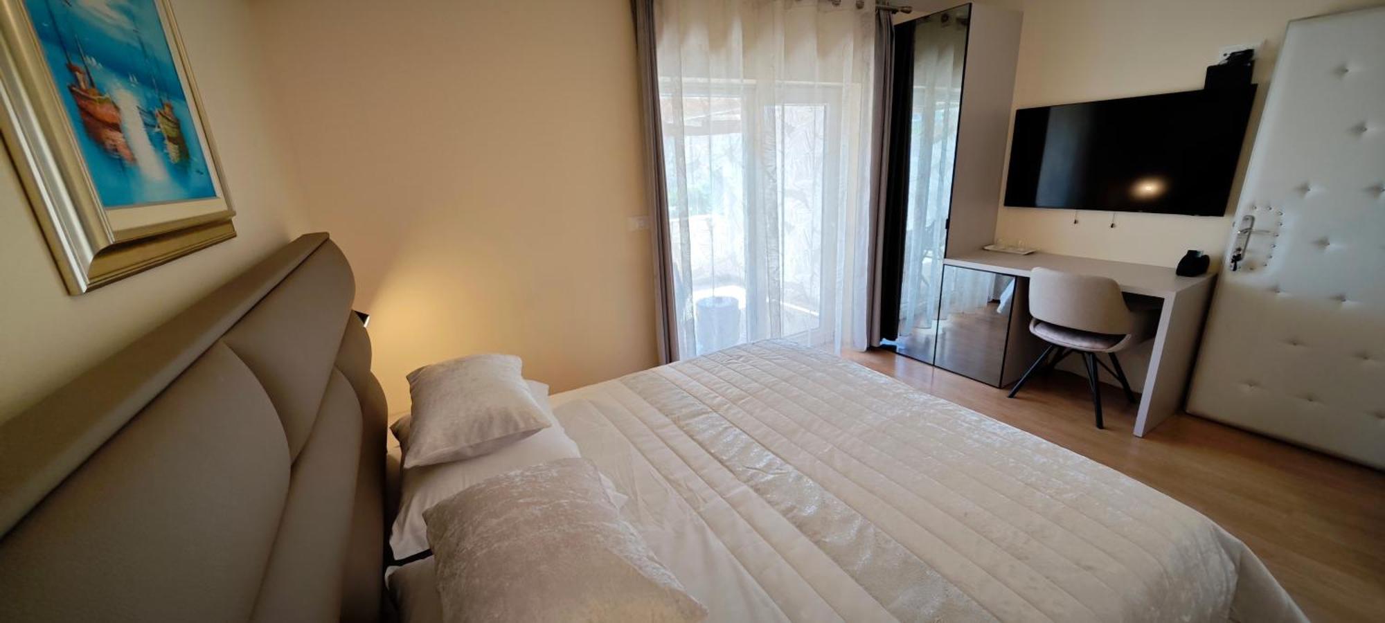 Guesthouse Rooms Split krevet i doručak Split