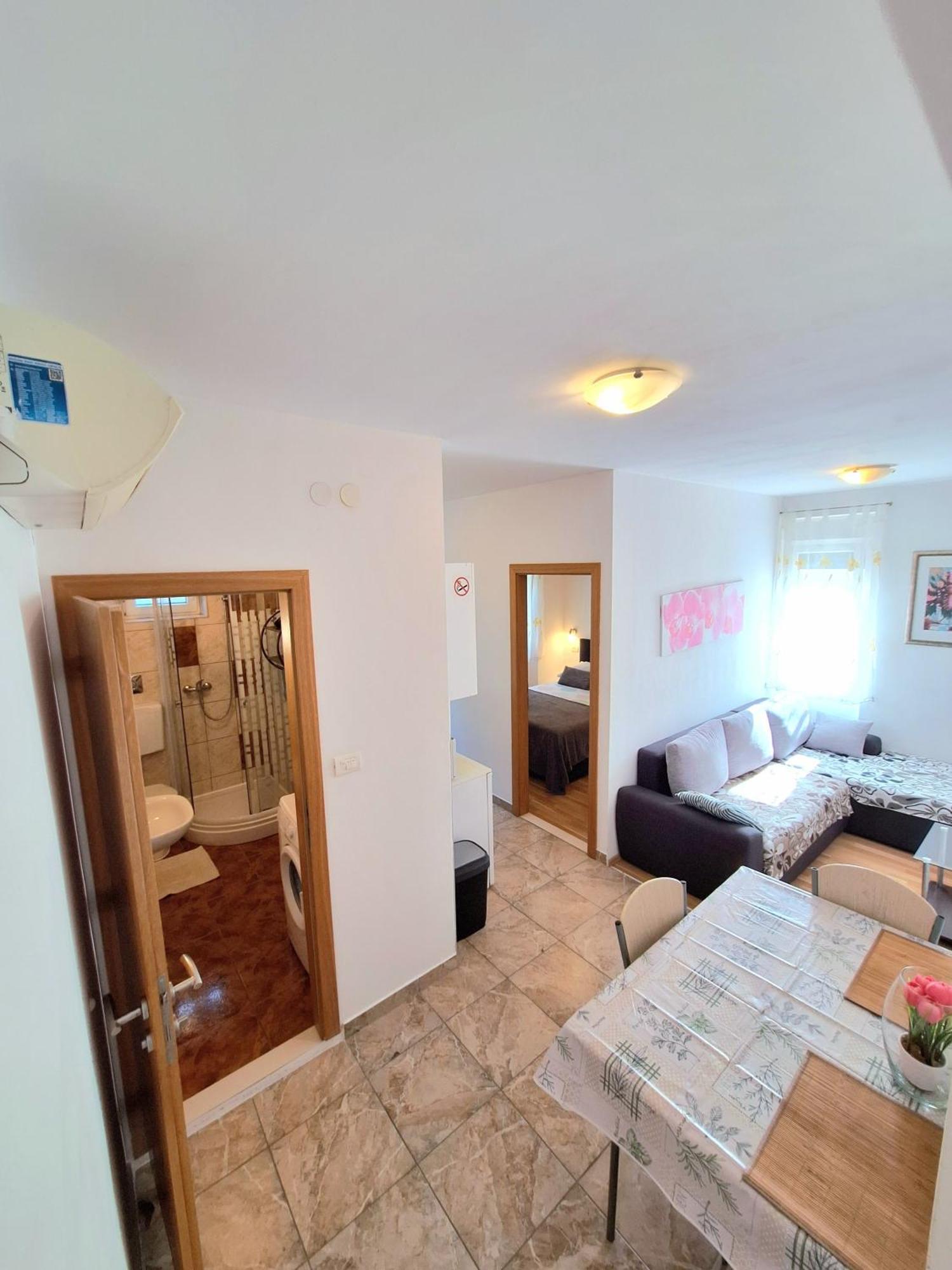 Apartman Vjeko *