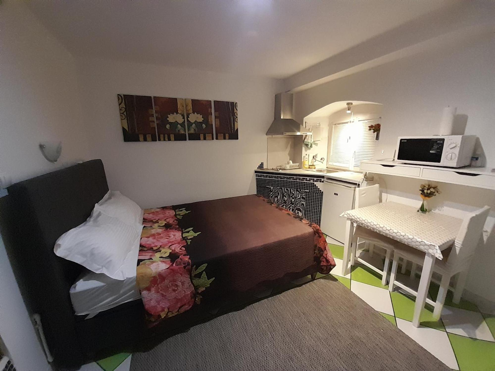 Irisha Apartment Split