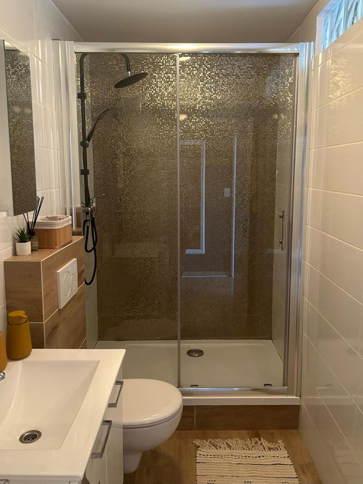 Amber Apartment Split