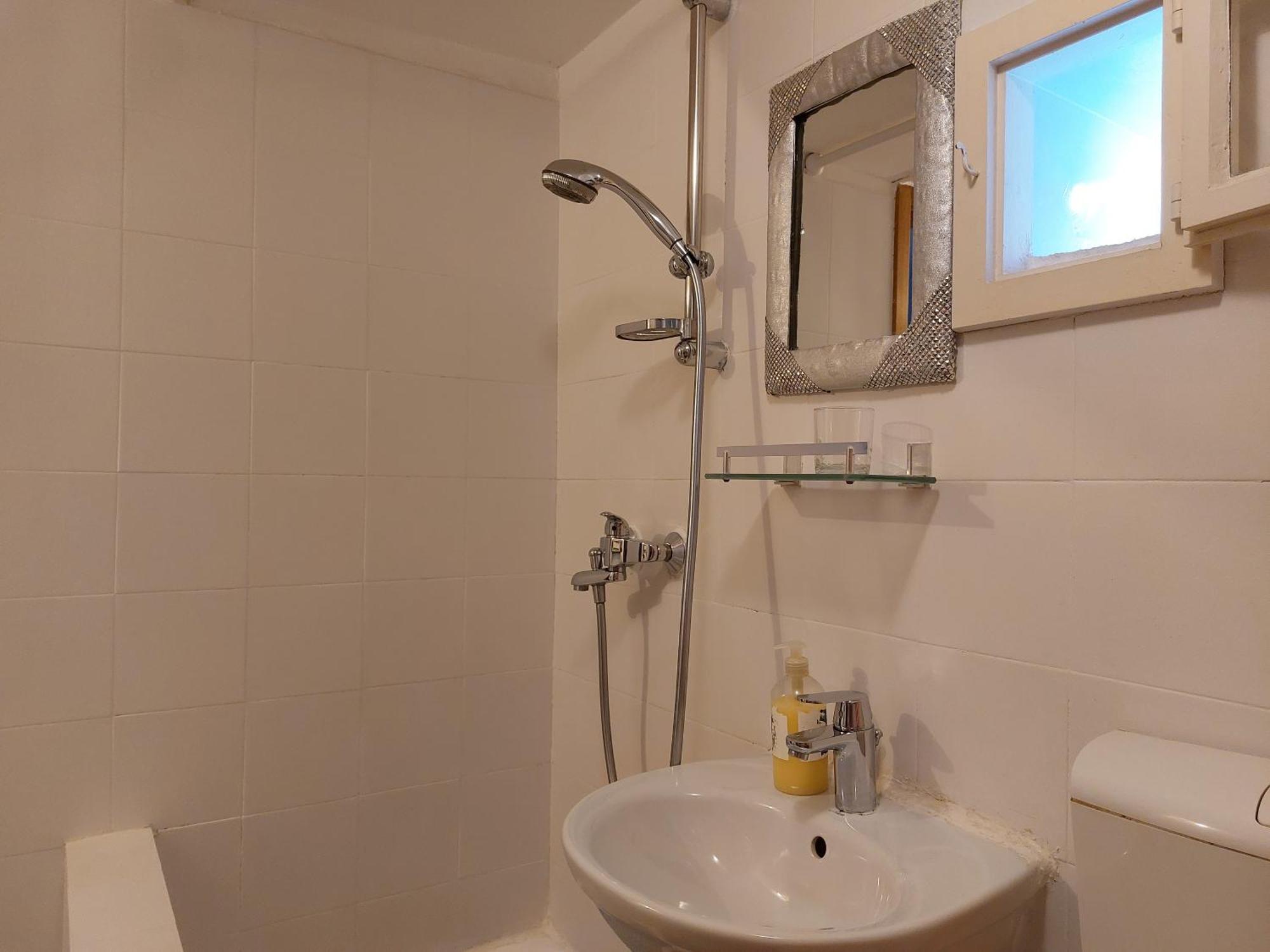 Rm Antonio On Dumanica St - En-suite Rm 5 Min To The Old Town Of Guest house Split