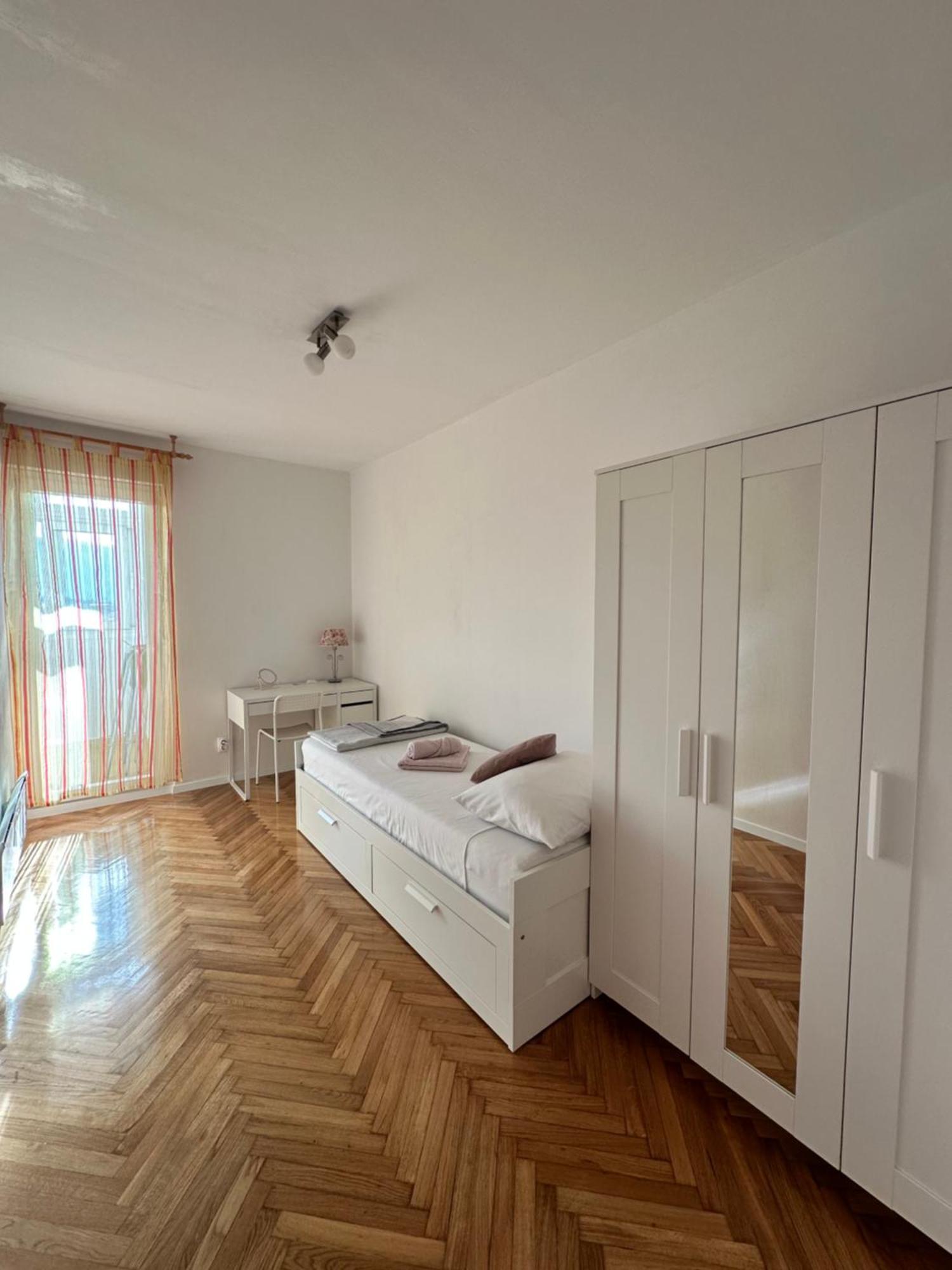 T-star, 2-bedroom With Magnificent View * Split