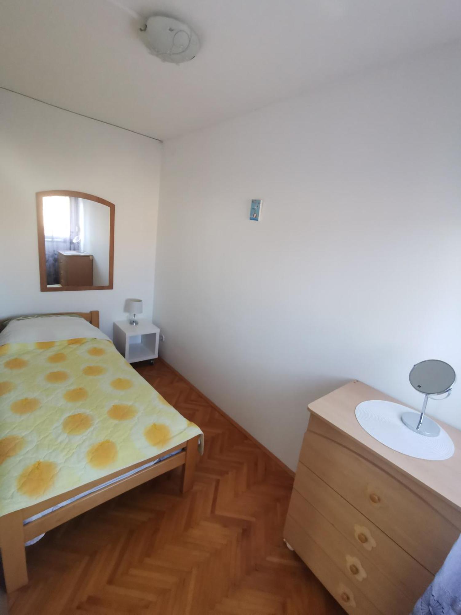 Sweet Apartment *