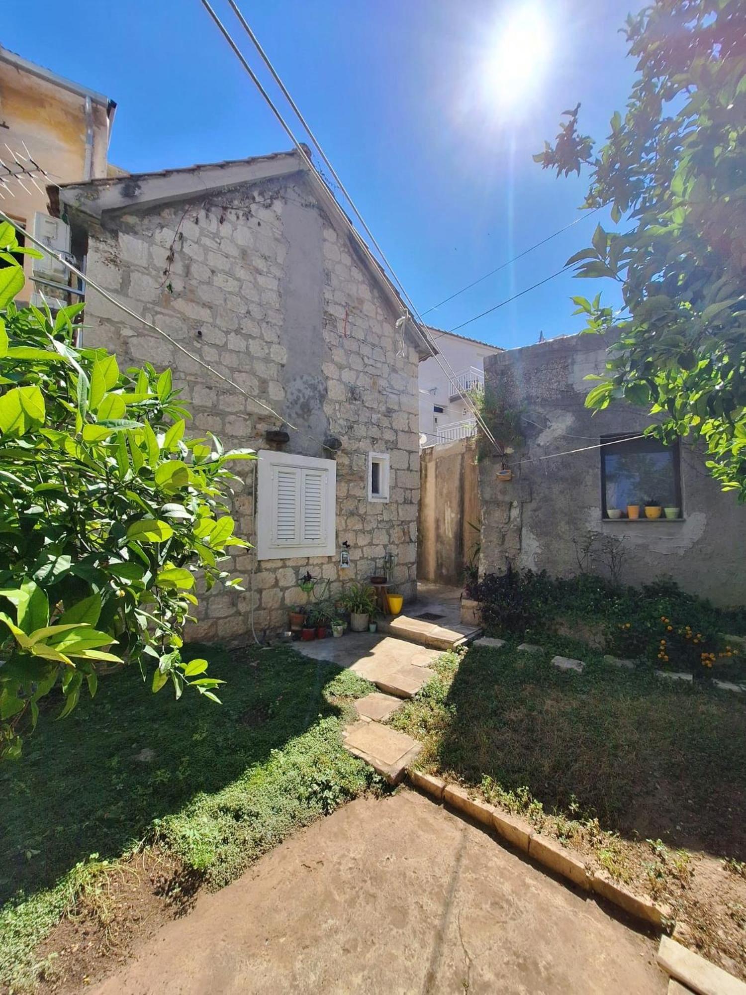Apartment Green Oasis In The Heart Of Split