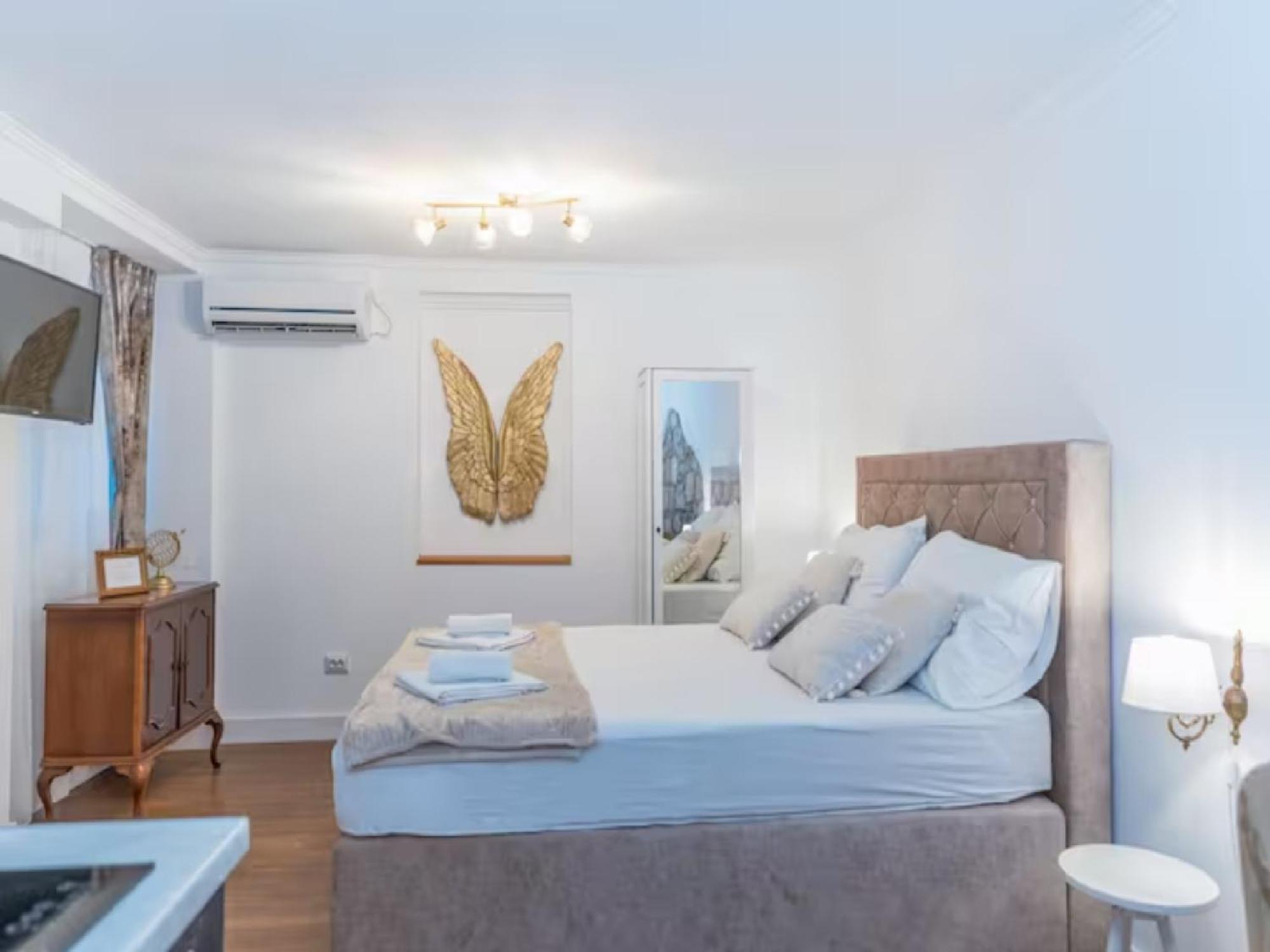 Art Center Apartment