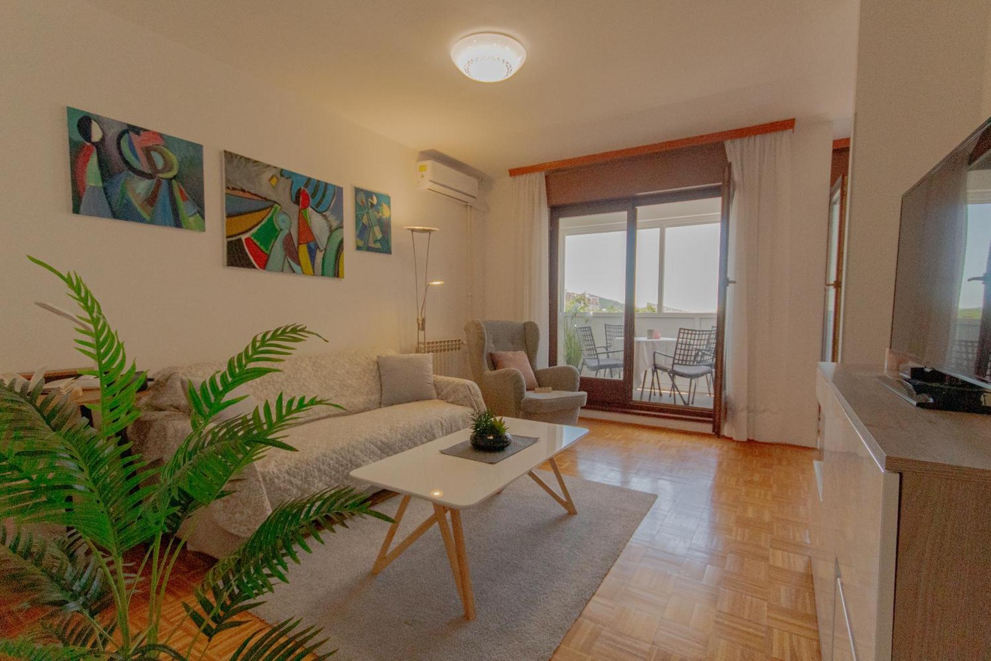 Apartment Large Stylish Ankica,free Public Parking *