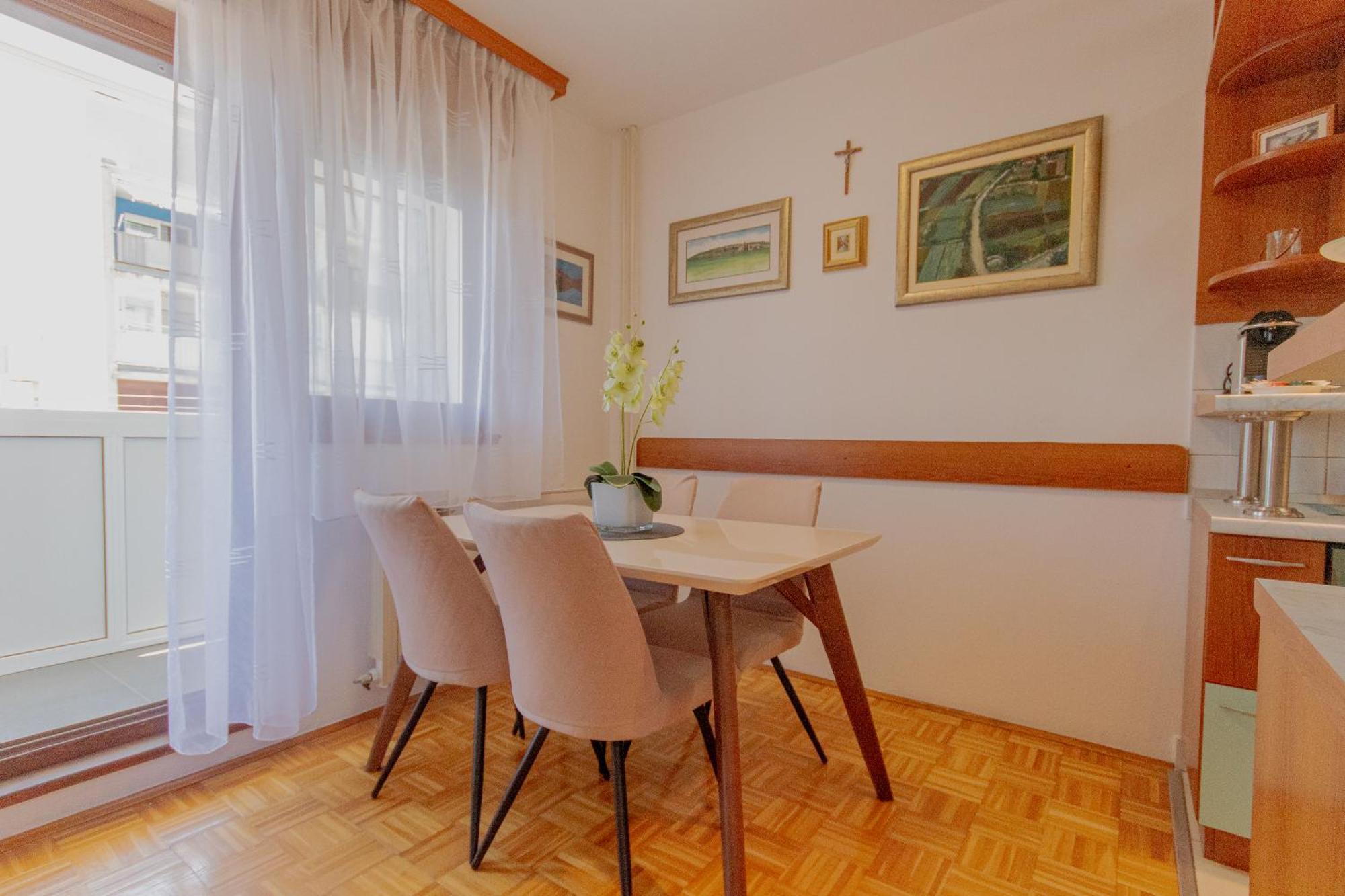 Large Stylish Ankica,free Public Parking * Split
