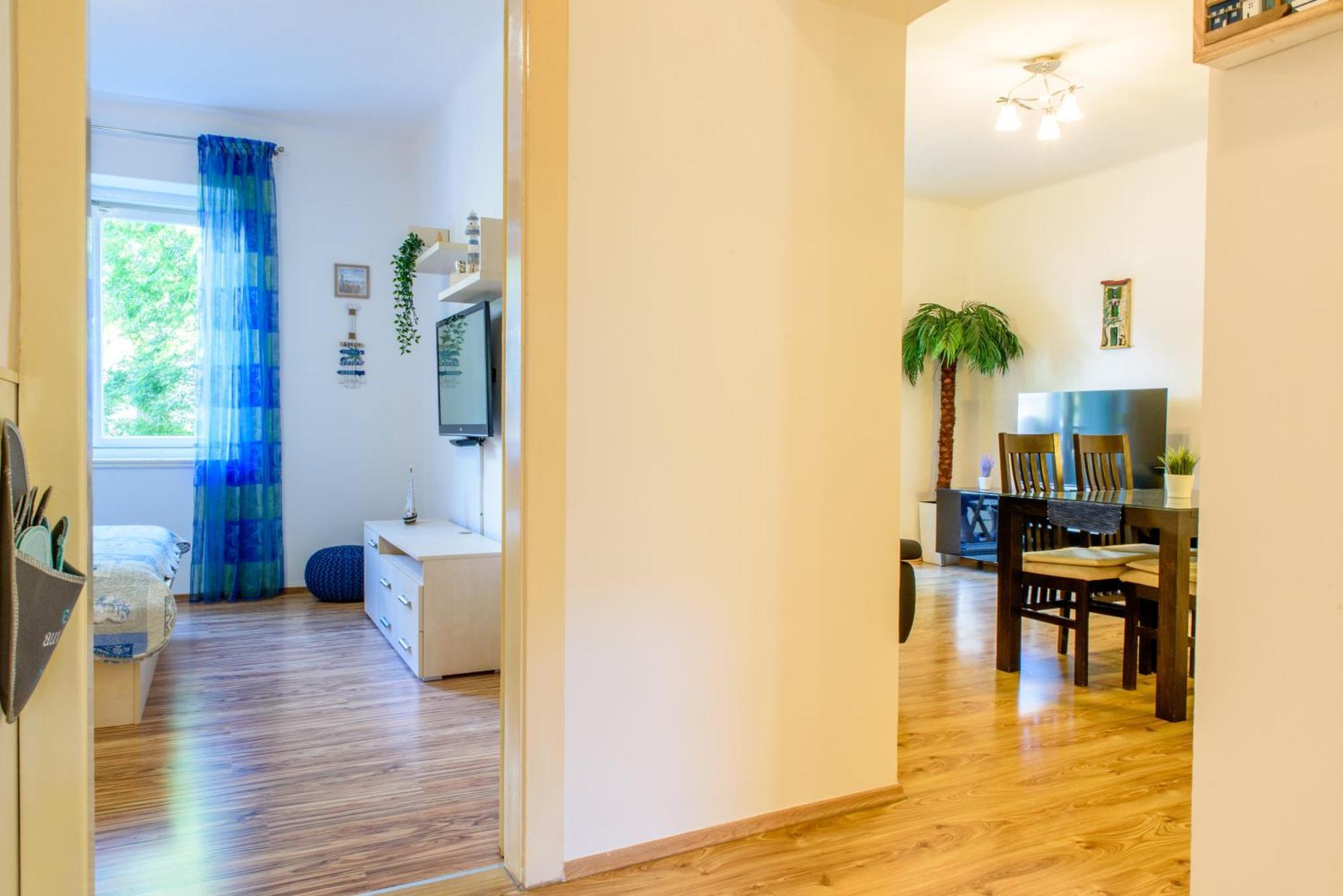 Apartment Central 2 Bedroom, Free Private Parking