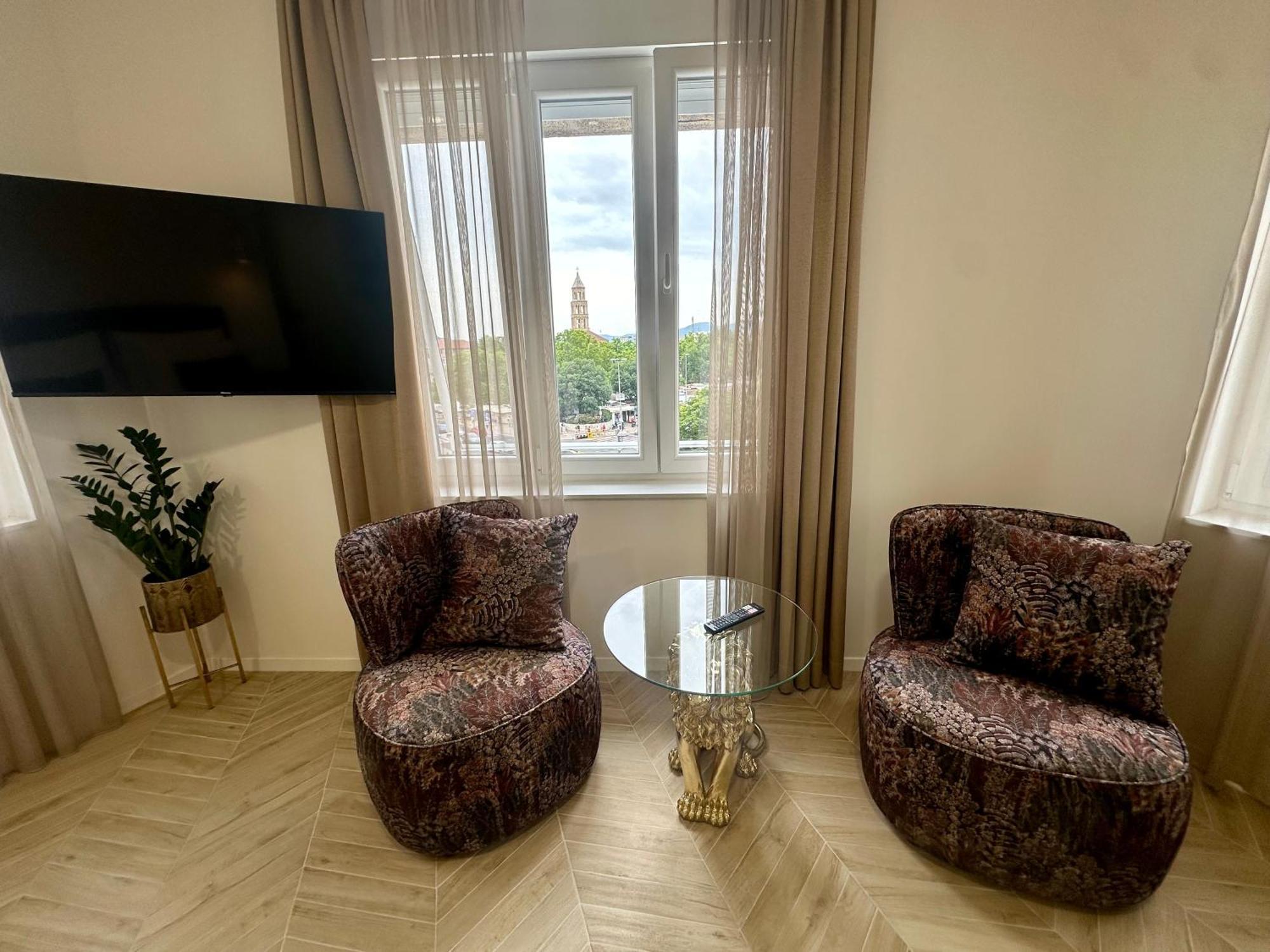 Mariani Luxury In Center Guest house *
