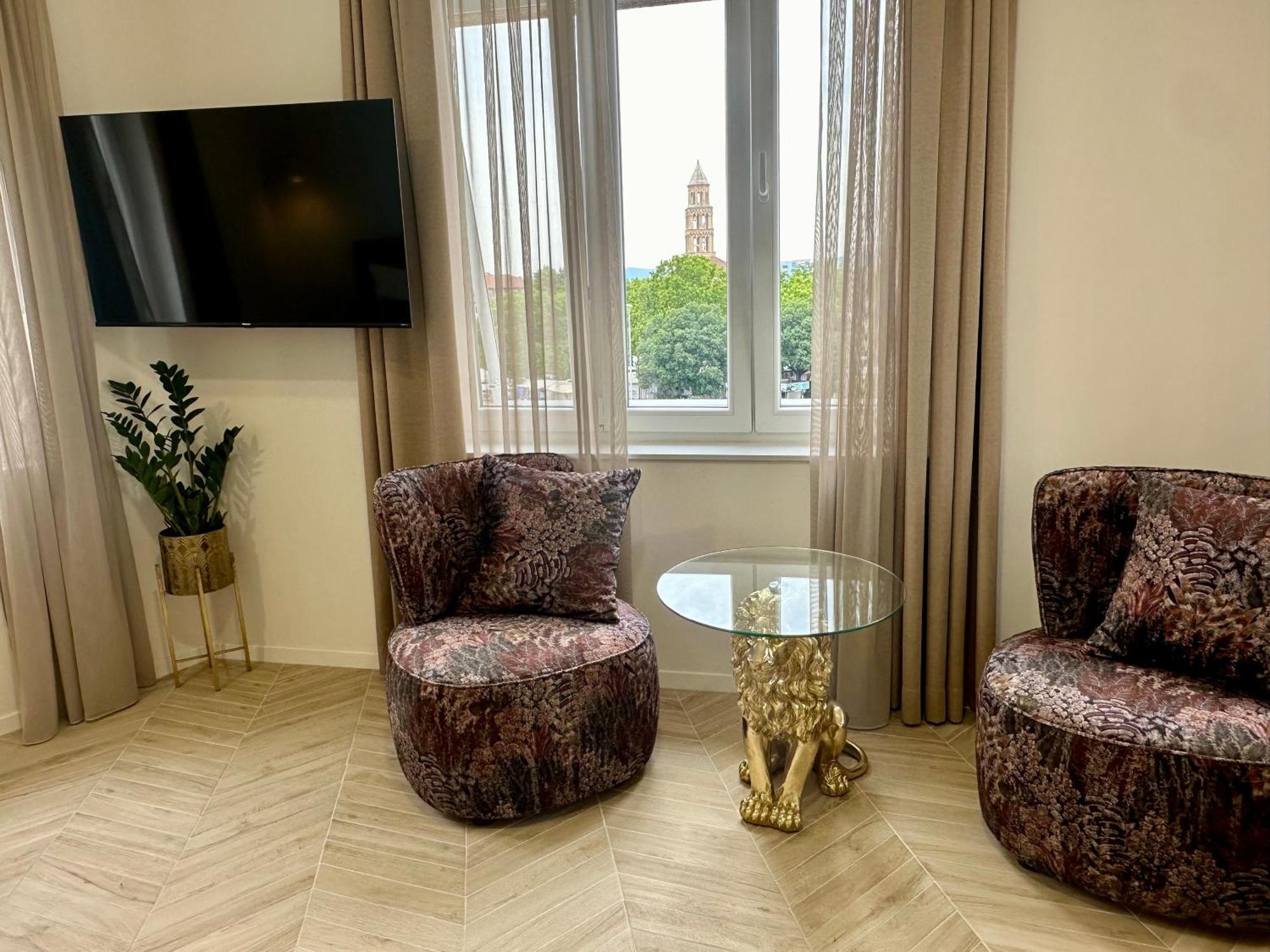 Mariani Luxury In Center