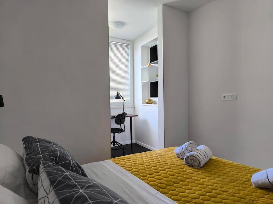 Town Center Fabi Apartment *