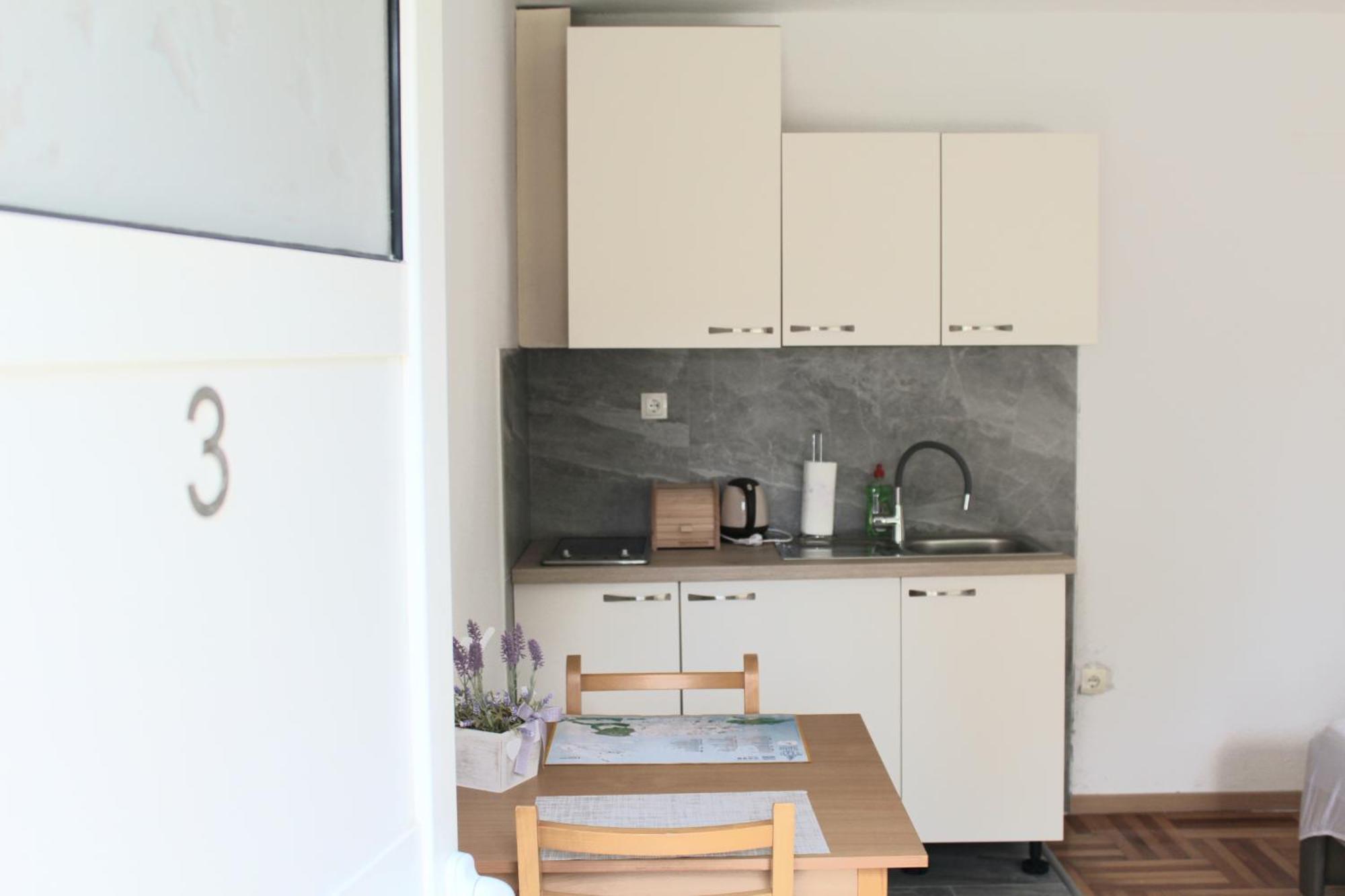 Maestral Apartment *