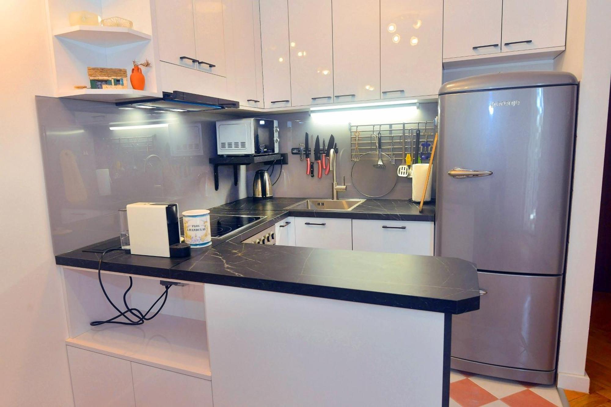 One Bedroom Terrace Parking