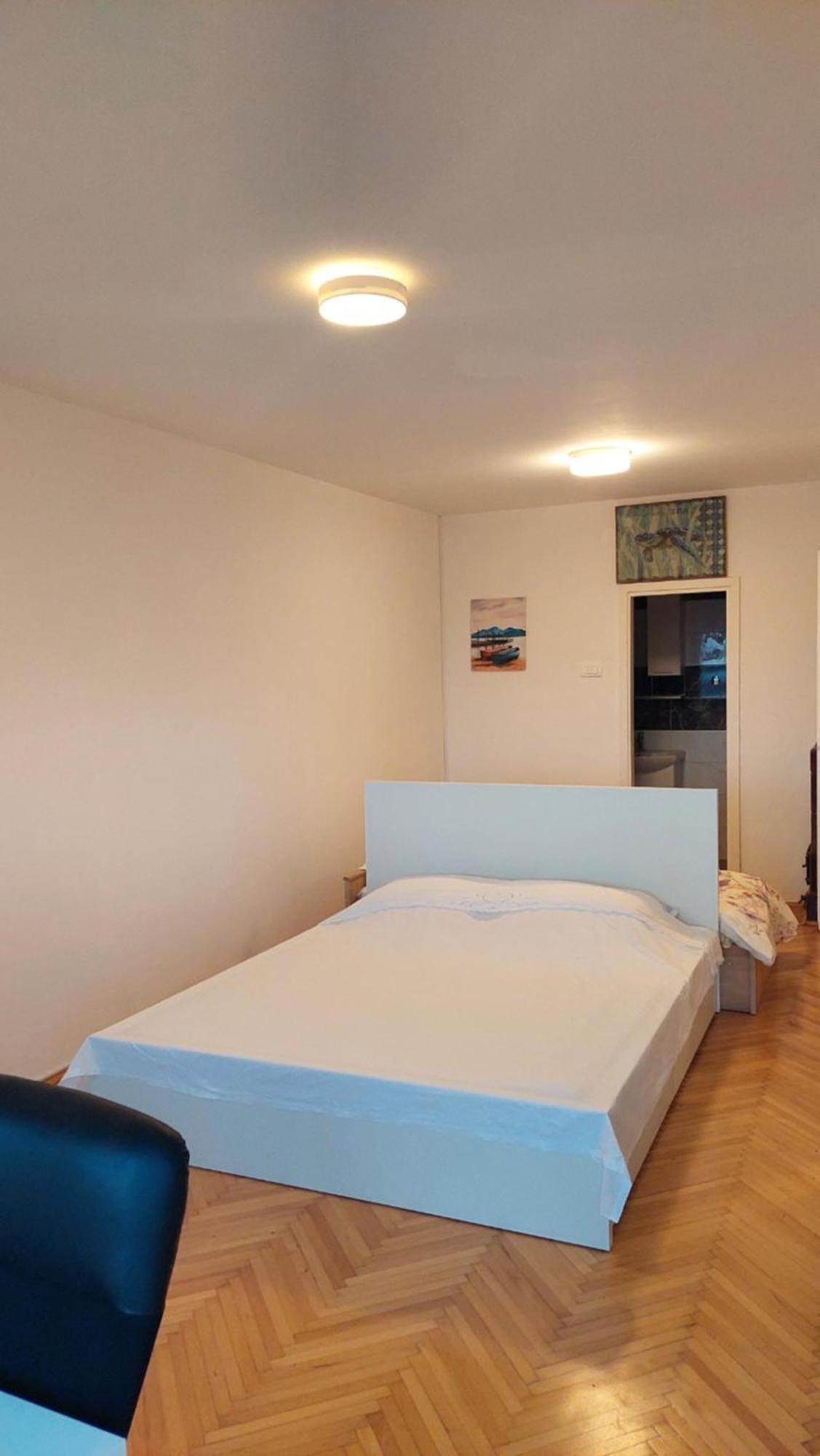 With Private Toilet And Balcony In Center In Shared