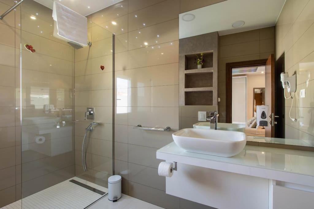 Exclusive Villa