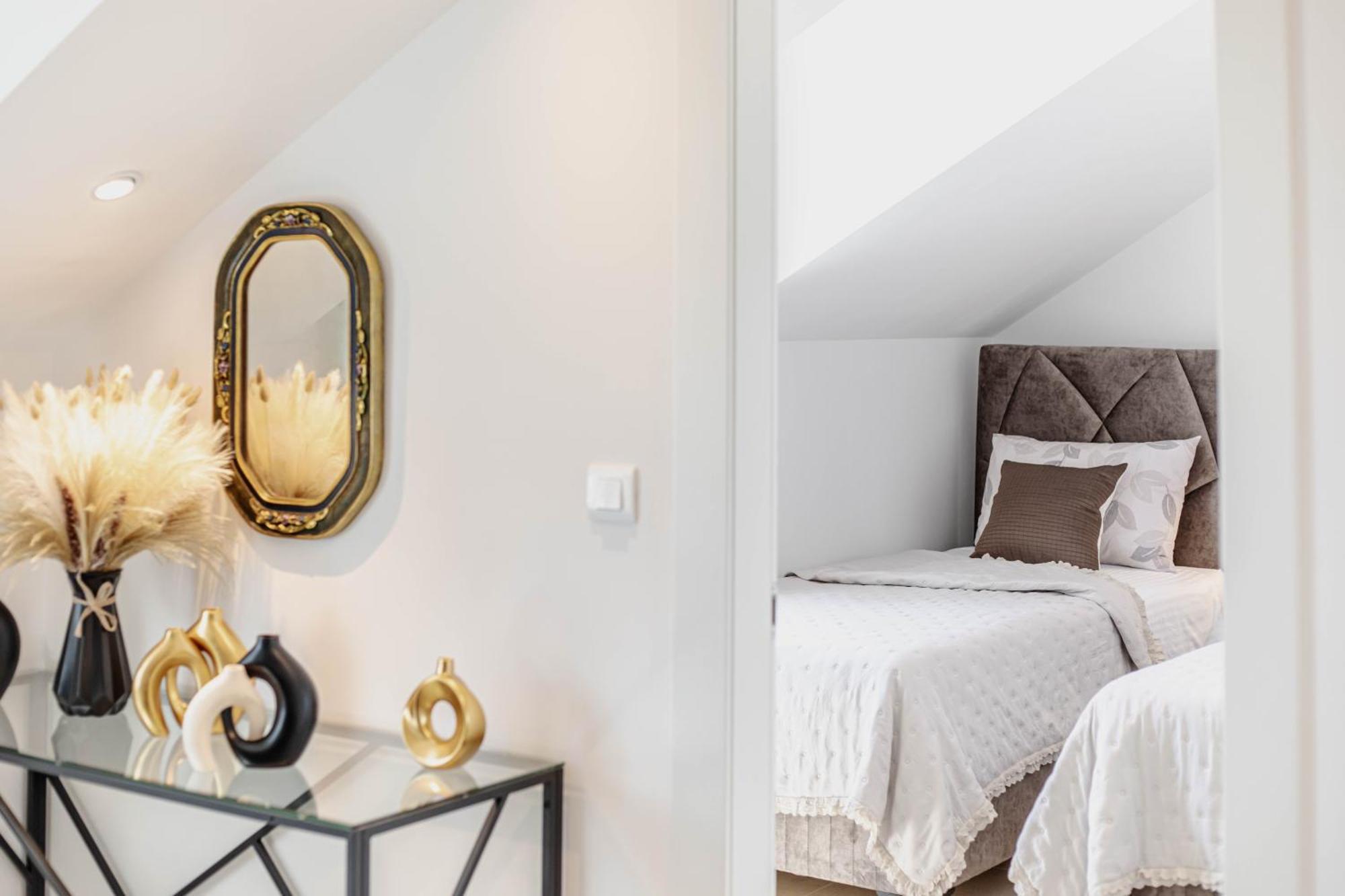 Luxury Monfrina 3 In The Old Town